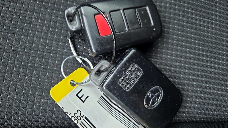 2018 Toyota RAV4 XLE 23