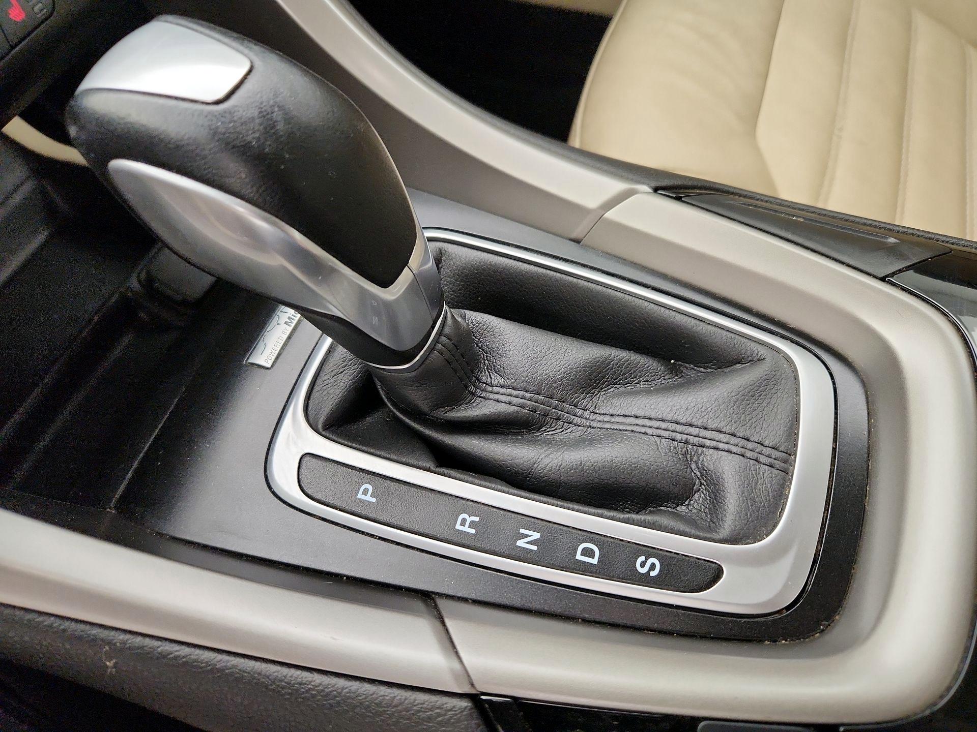 Thumbnail: 2014 Ford Fusion - 16