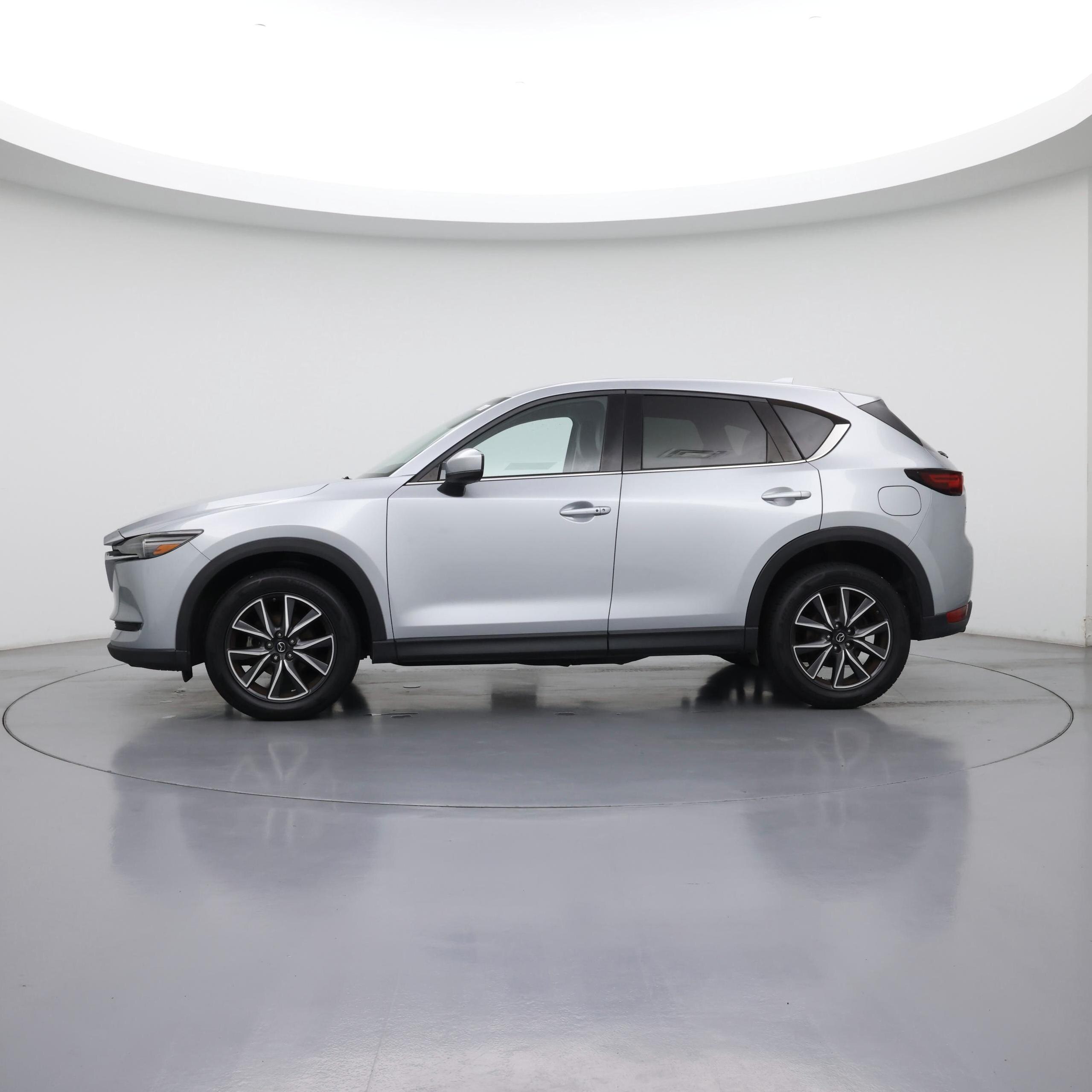 Thumbnail: 2018 Mazda CX-5 - 3