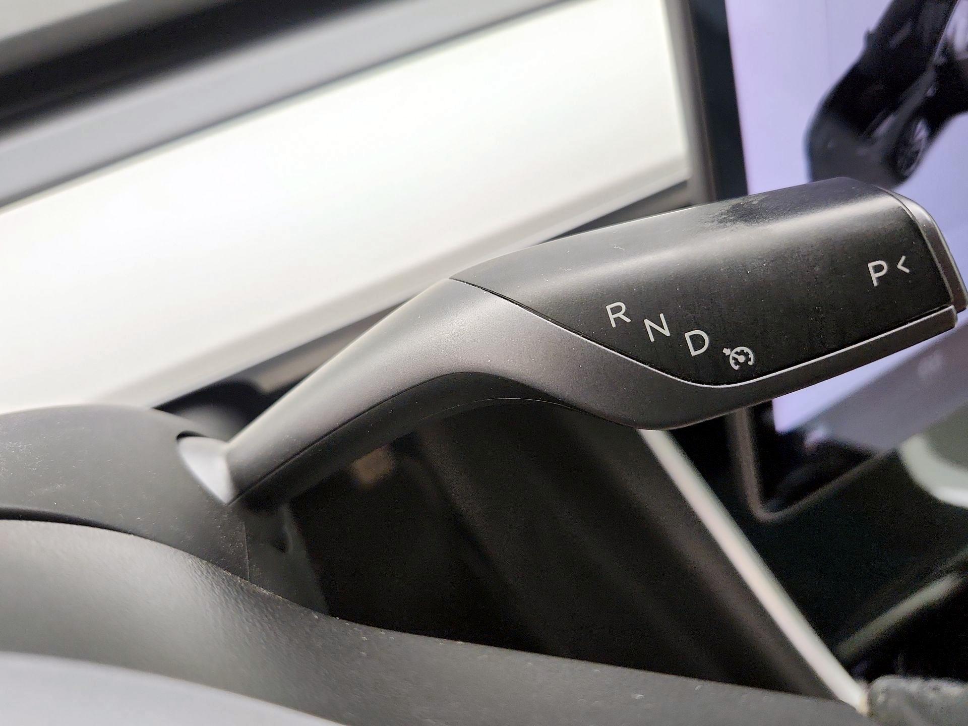 Thumbnail: 2018 Tesla Model 3 - 17