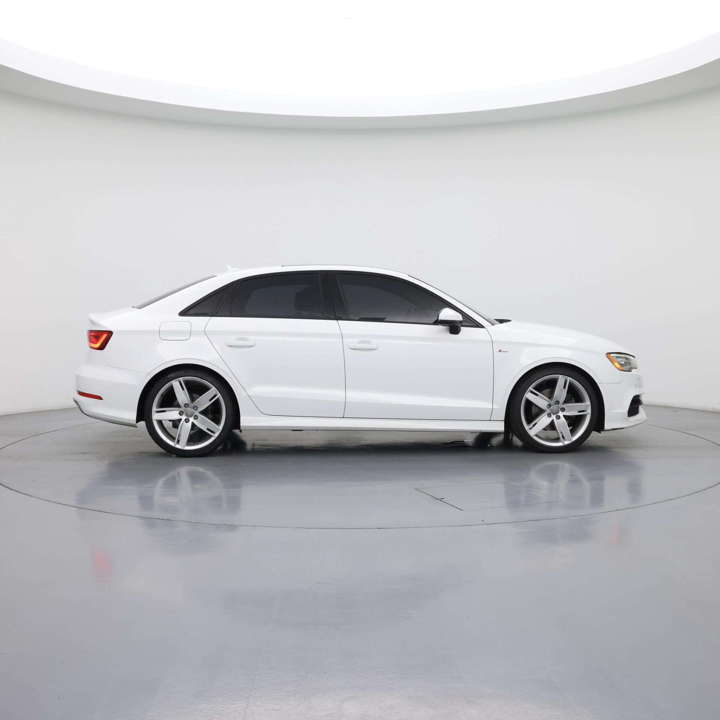 Thumbnail: 2016 Audi A3 - 7