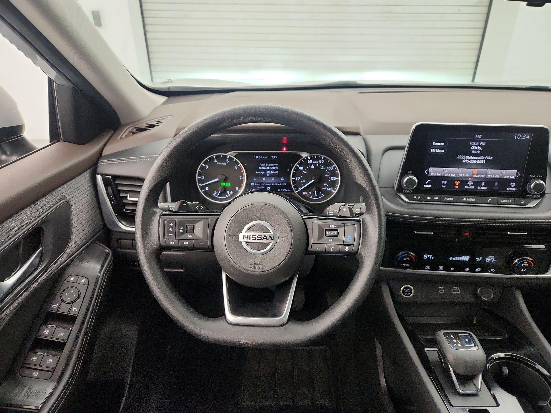 Thumbnail: 2021 Nissan Rogue - 10