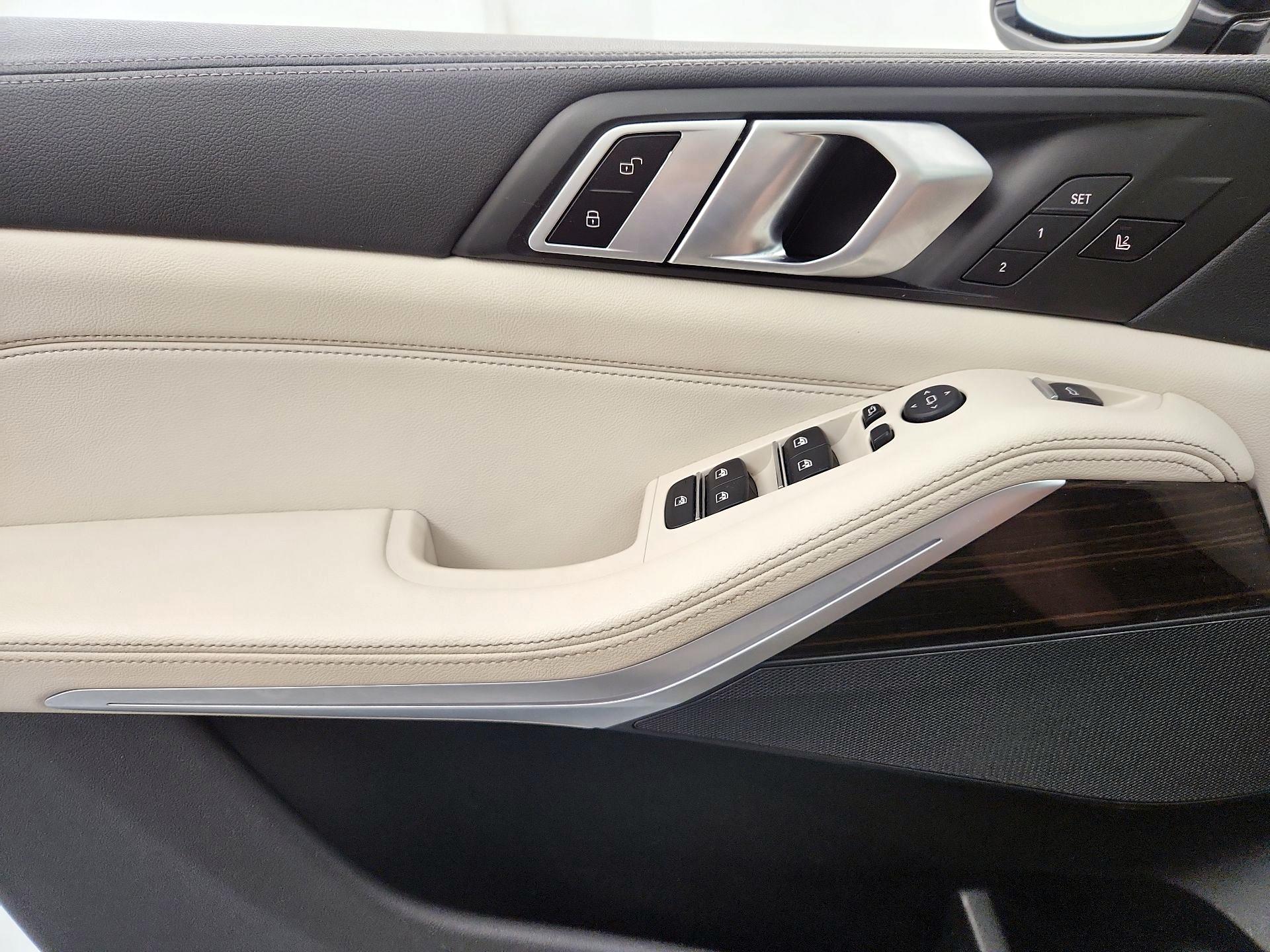 Thumbnail: 2020 BMW X5 - 12