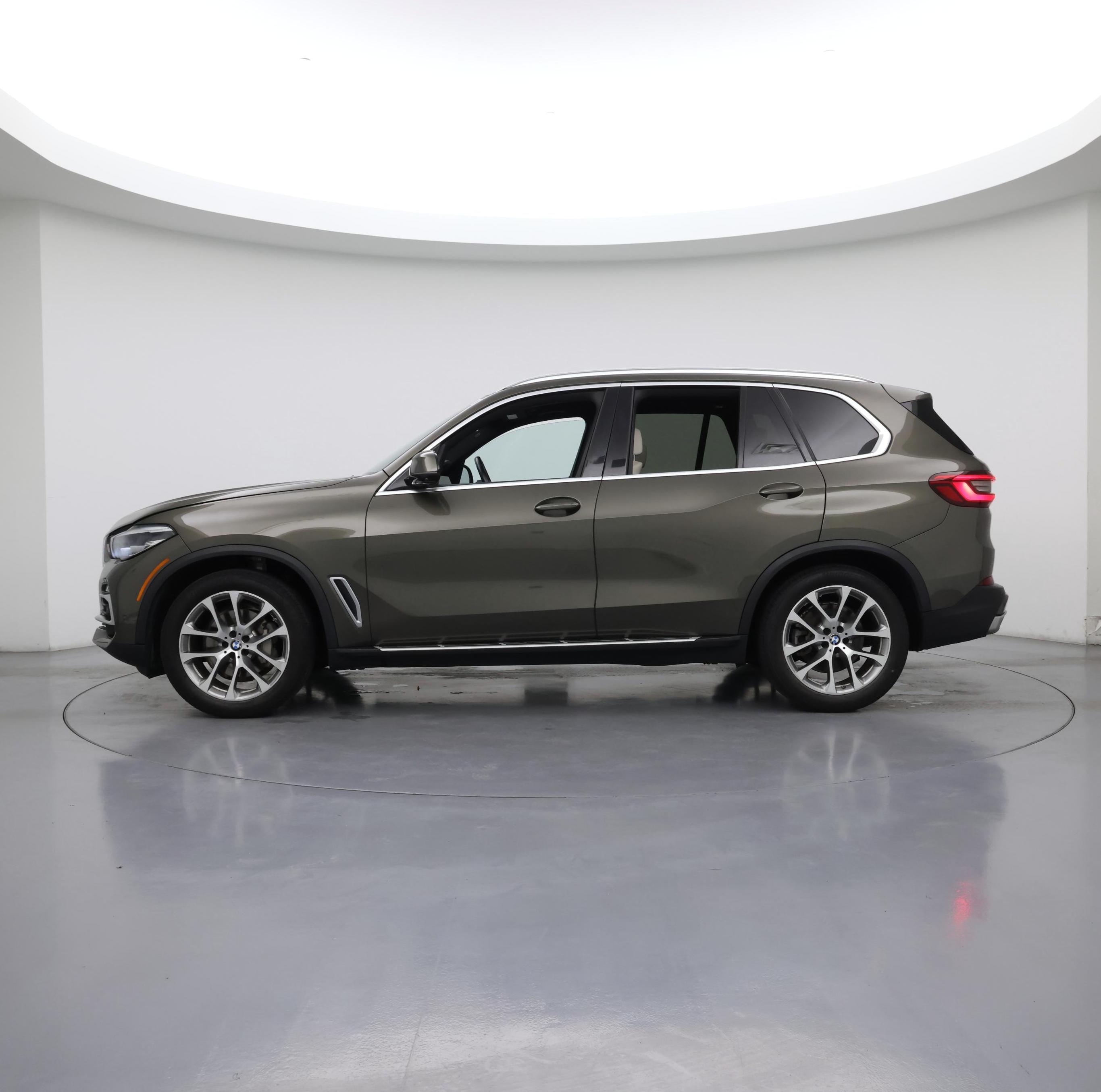 Thumbnail: 2020 BMW X5 - 3