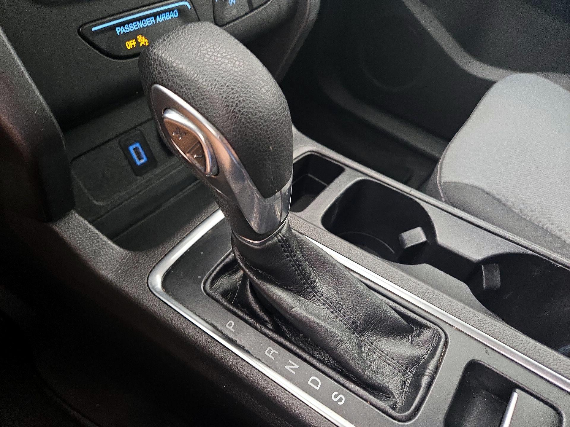 Thumbnail: 2019 Ford Escape - 17