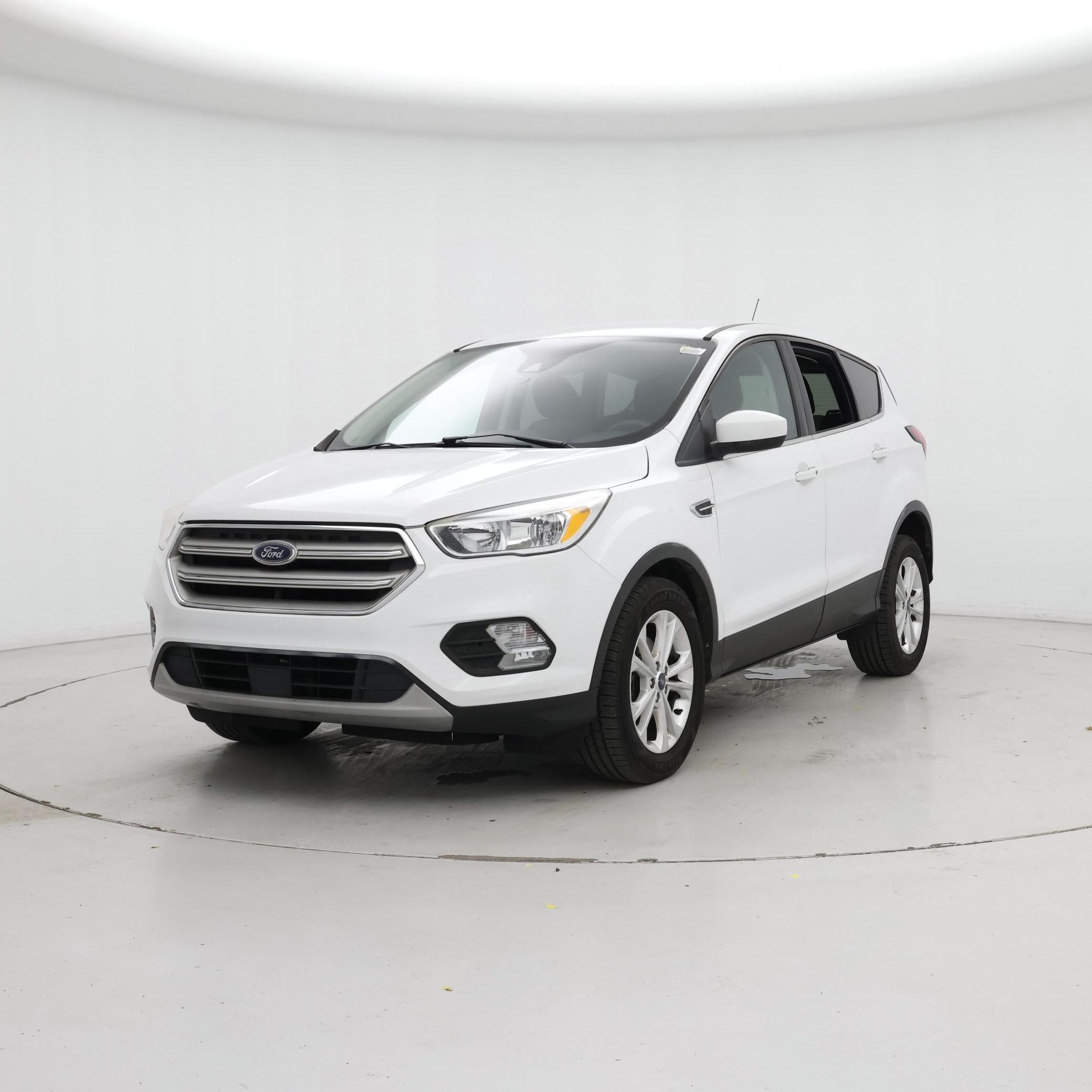 Thumbnail: 2019 Ford Escape - 4