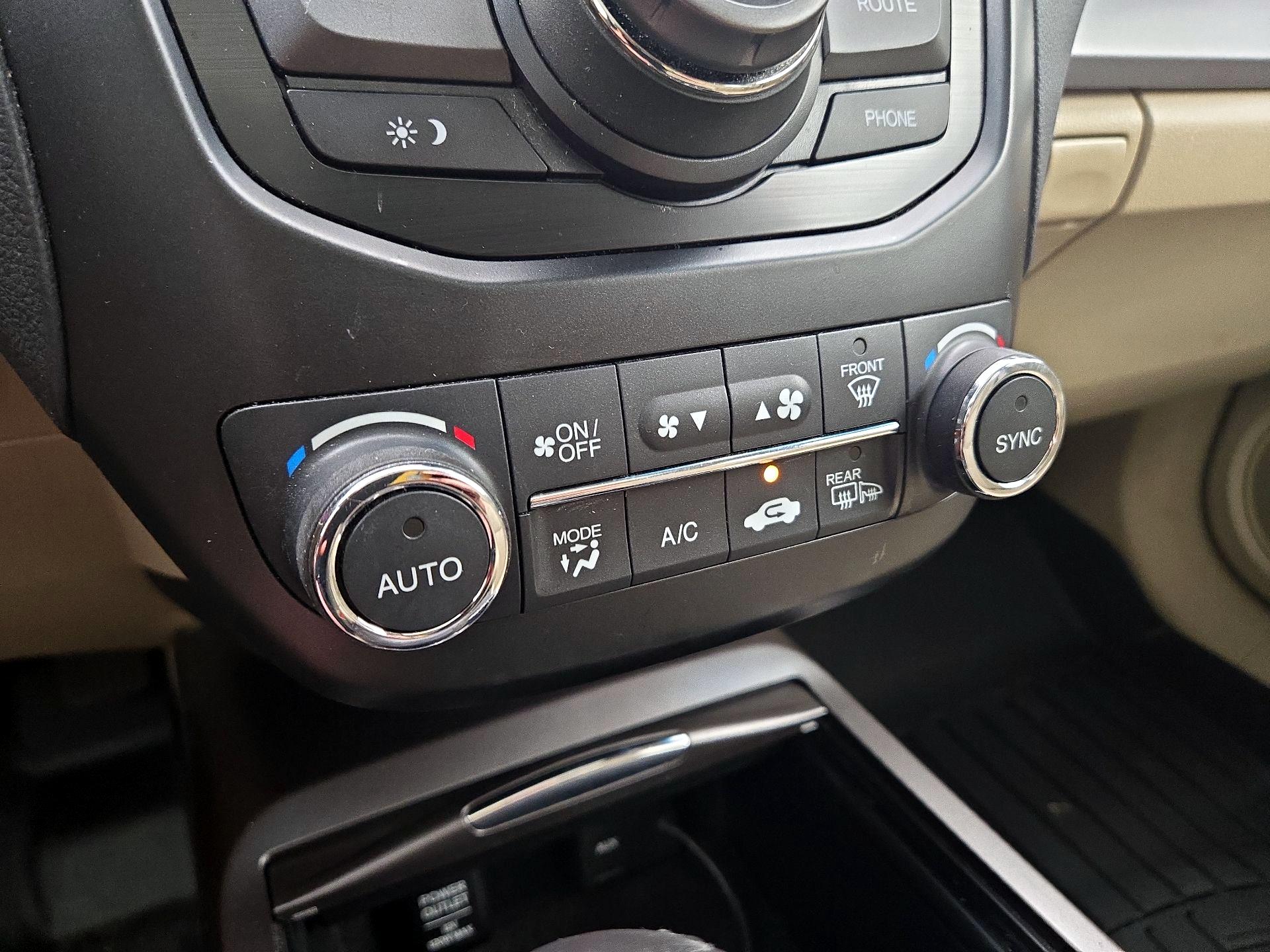 Thumbnail: 2015 Acura RDX - 17