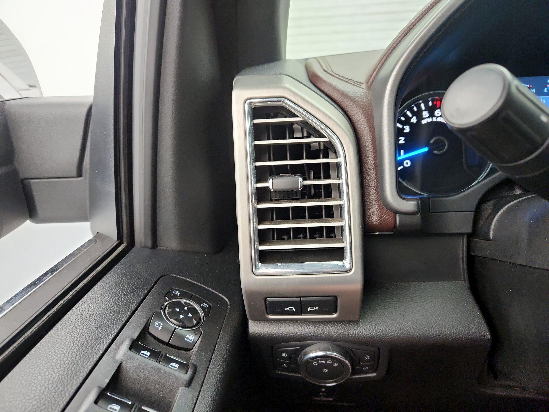 Thumbnail: 2016 Ford F-150 - 13