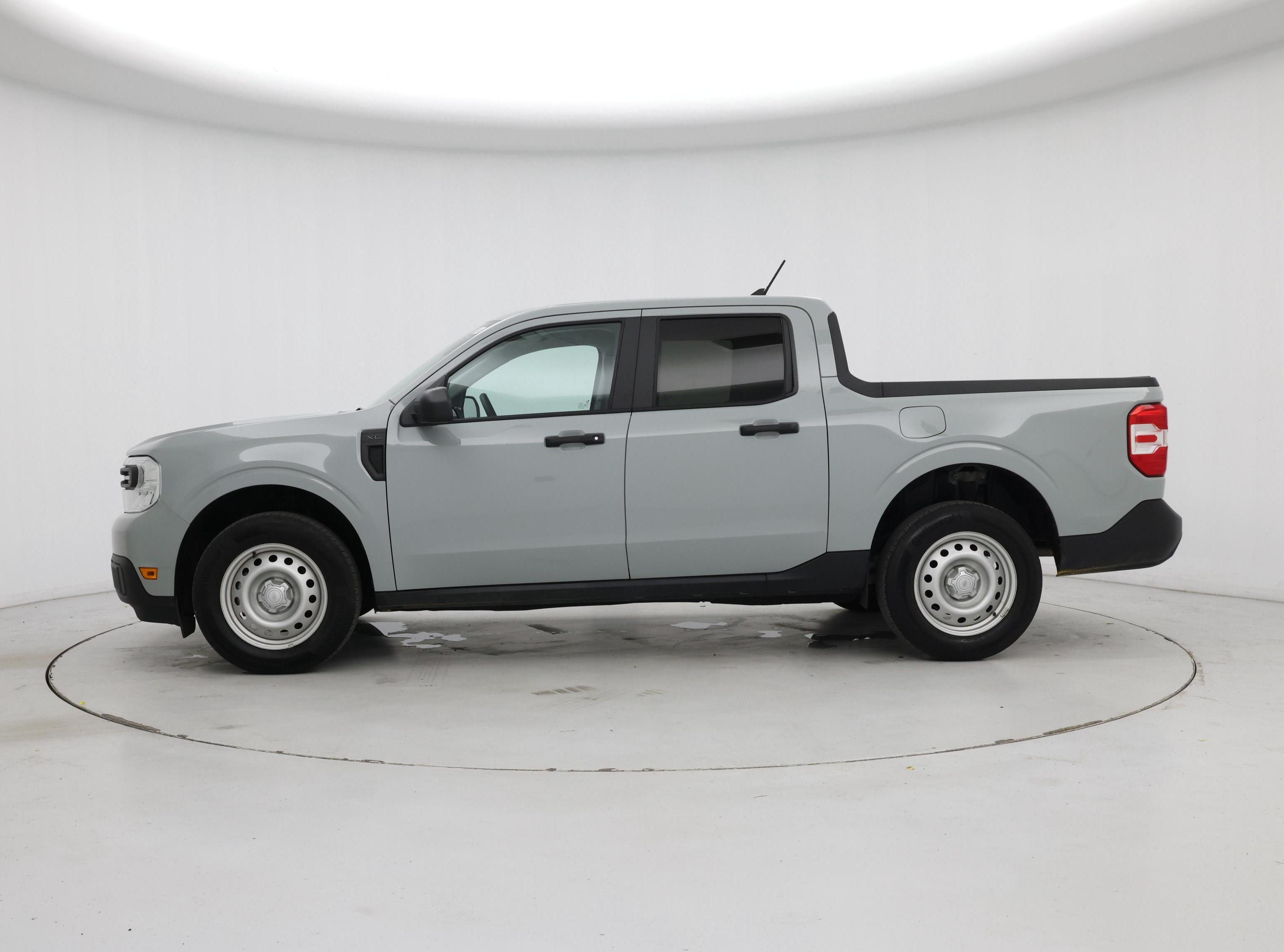 Thumbnail: 2022 Ford Maverick - 3