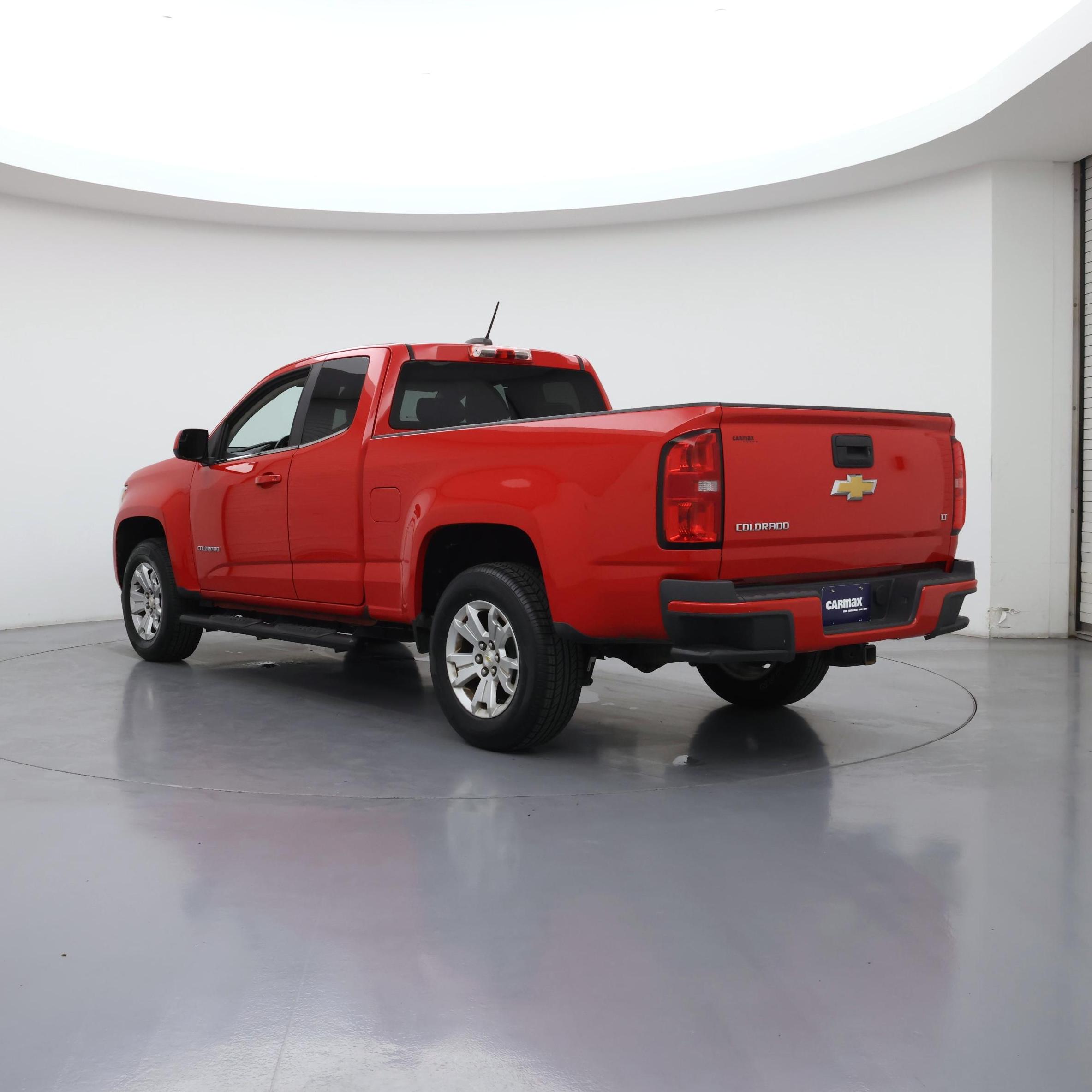 Thumbnail: 2018 Chevrolet Colorado - 2