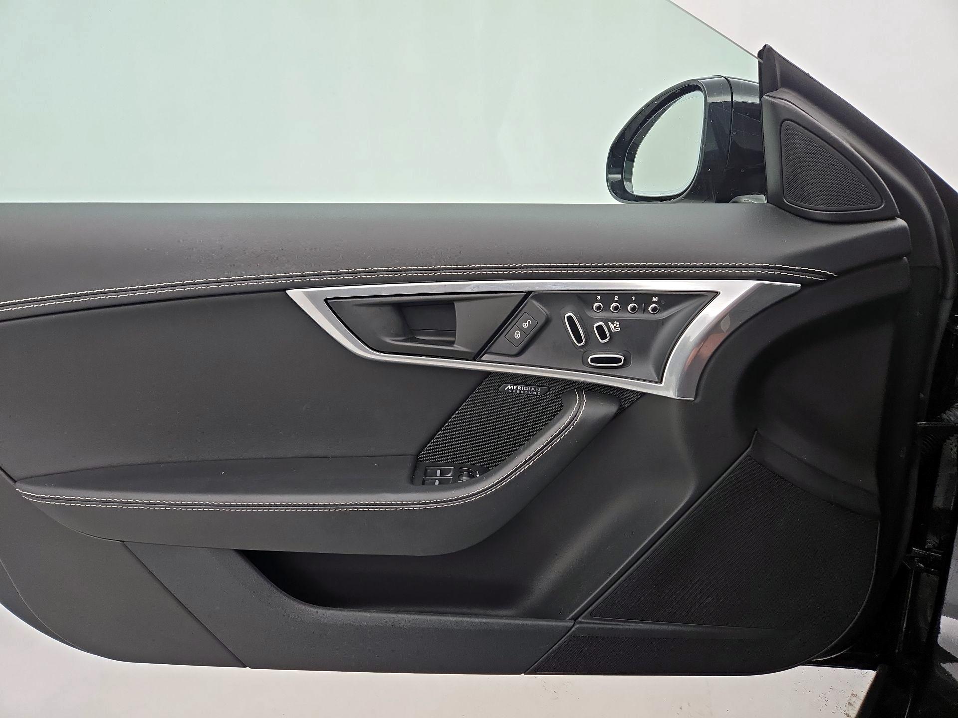 Thumbnail: 2020 Jaguar F-Type - 12