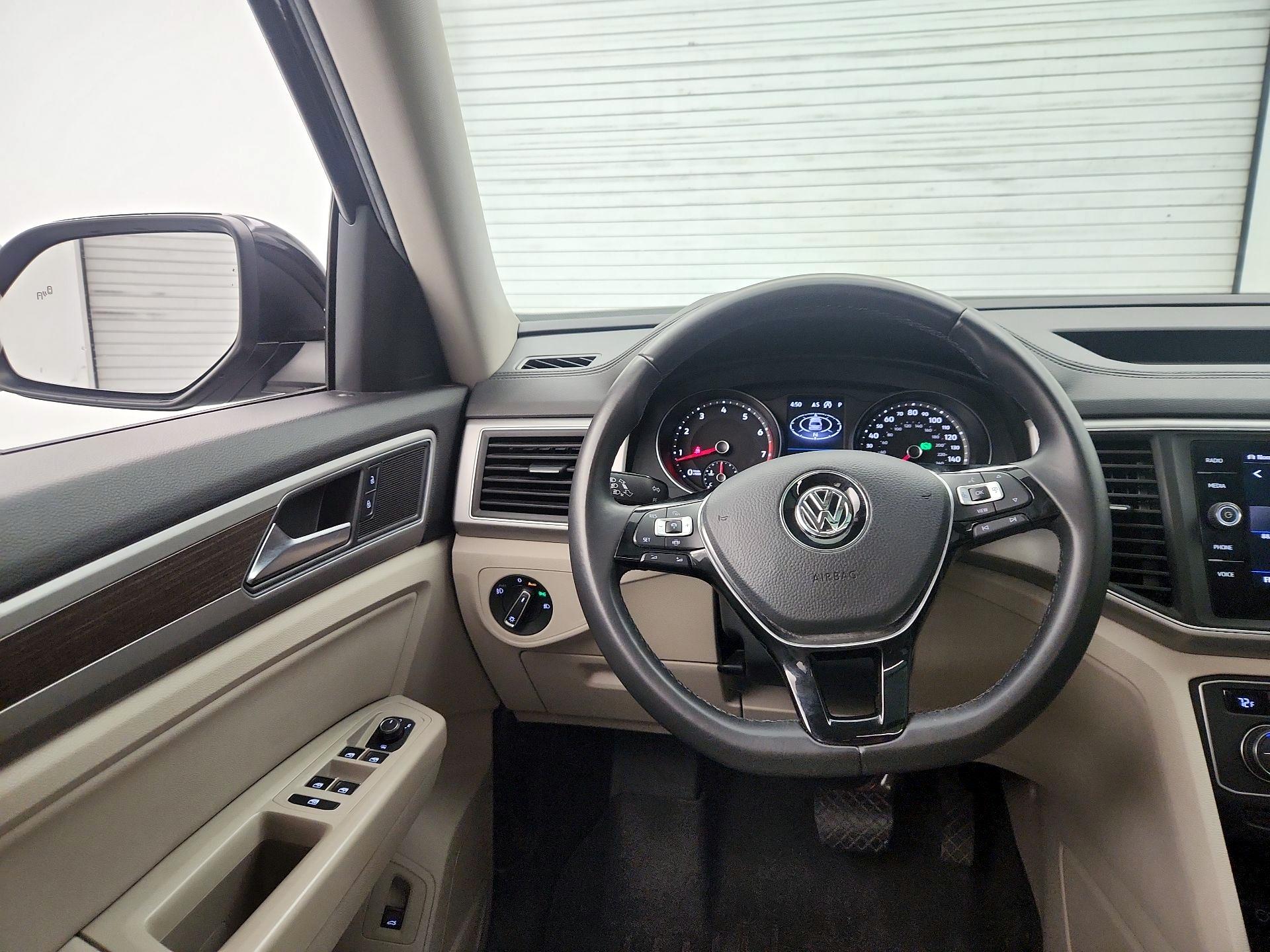 Thumbnail: 2019 Volkswagen Atlas - 10