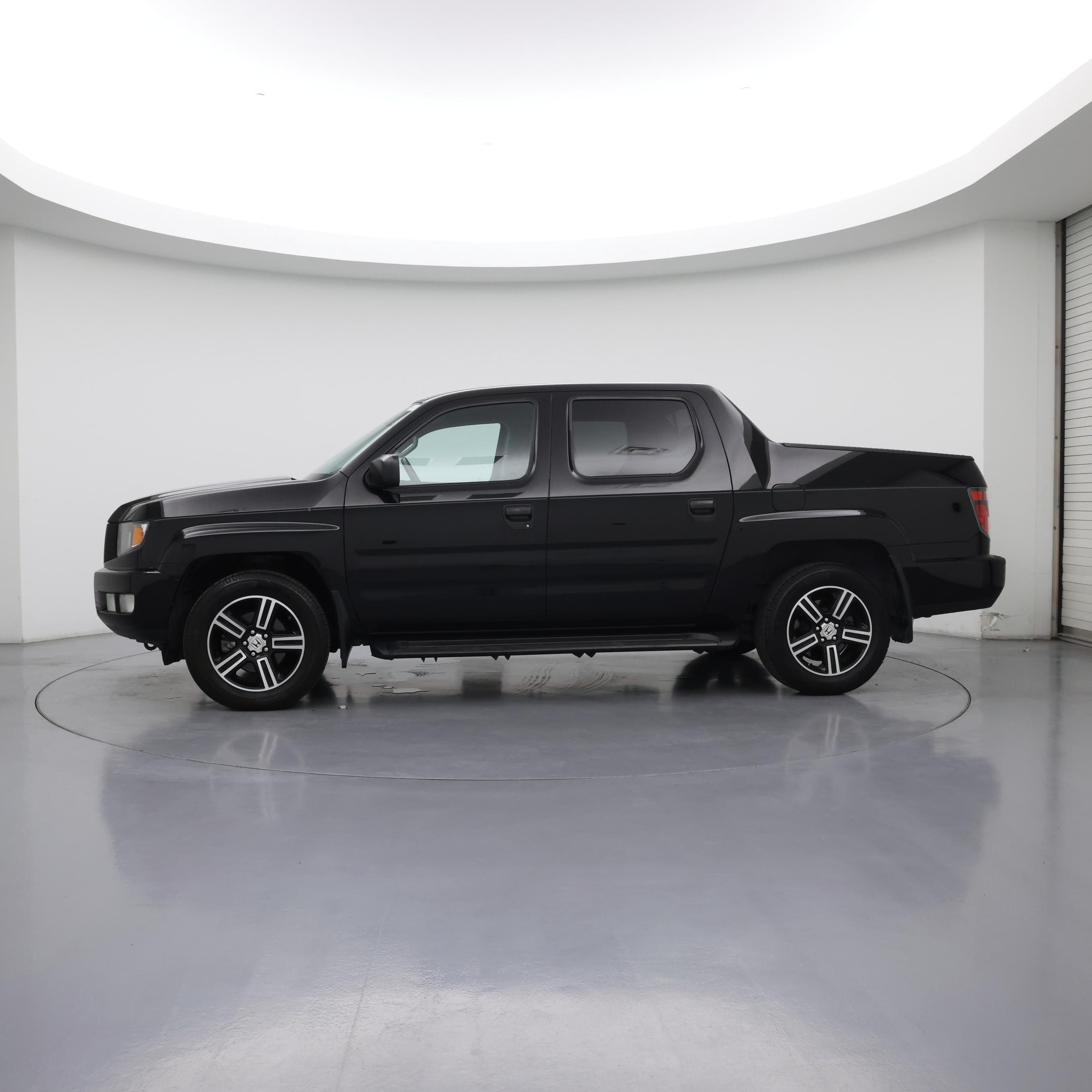 Thumbnail: 2014 Honda Ridgeline - 3