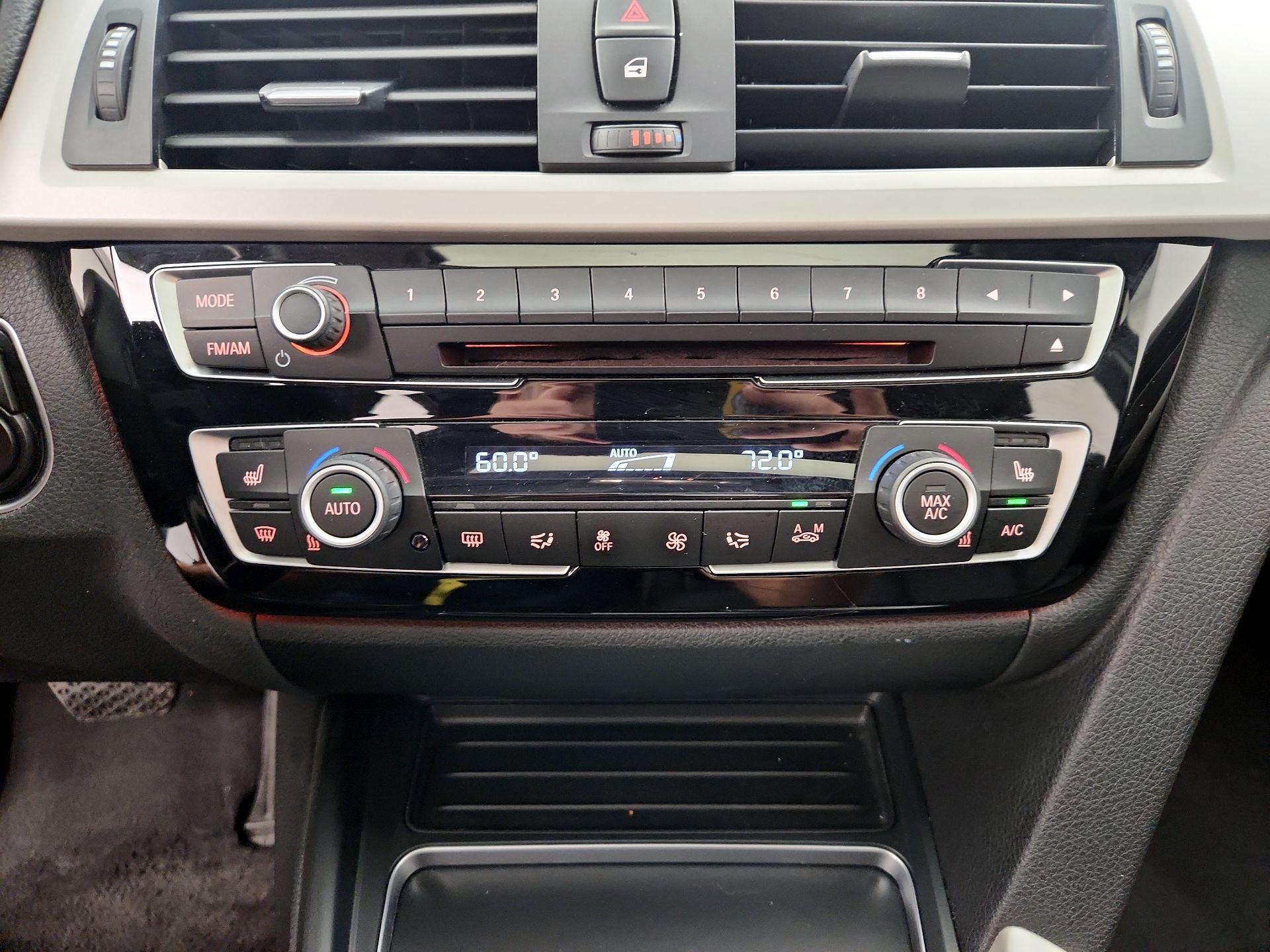 Thumbnail: 2016 BMW 3 Series - 15