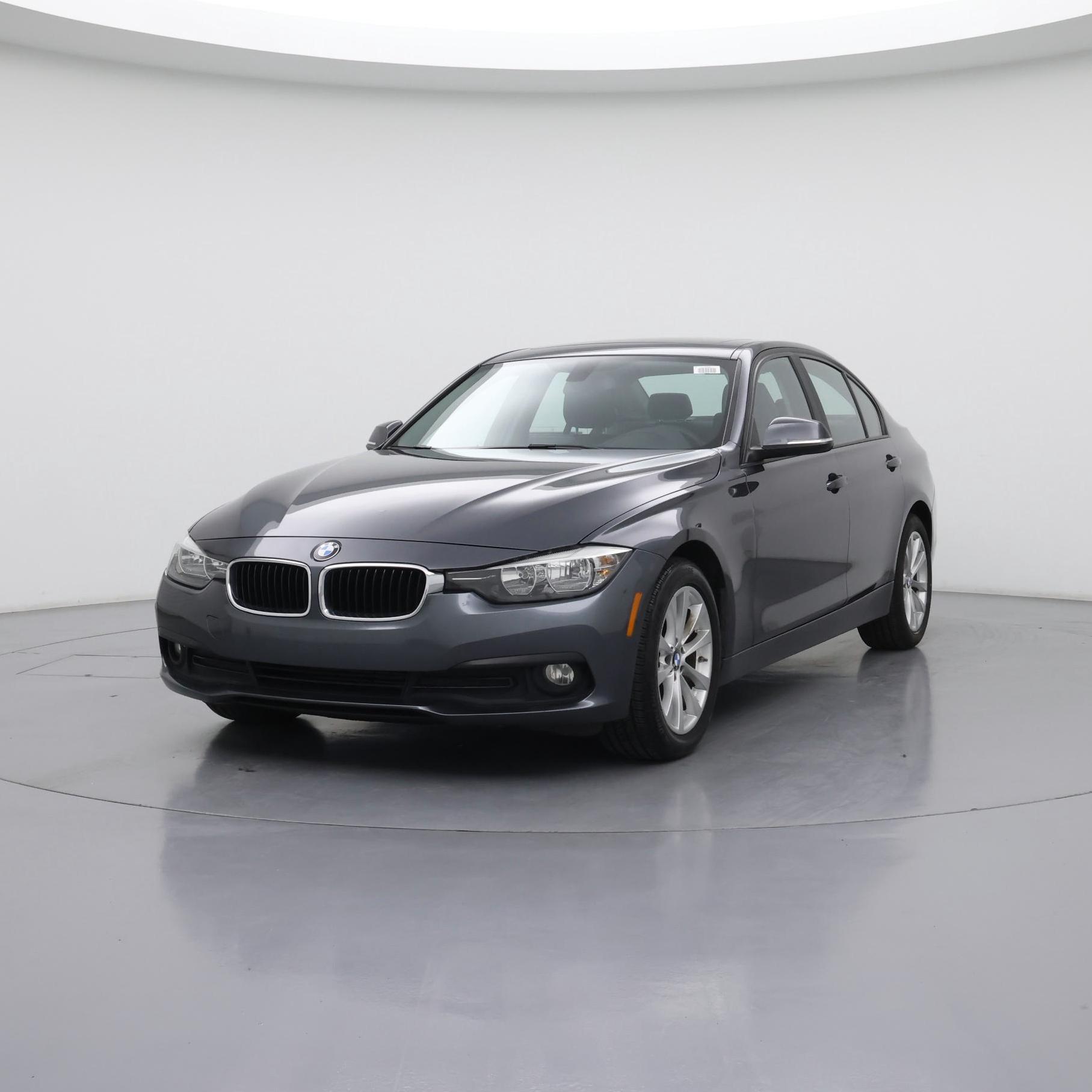 Thumbnail: 2016 BMW 3 Series - 4
