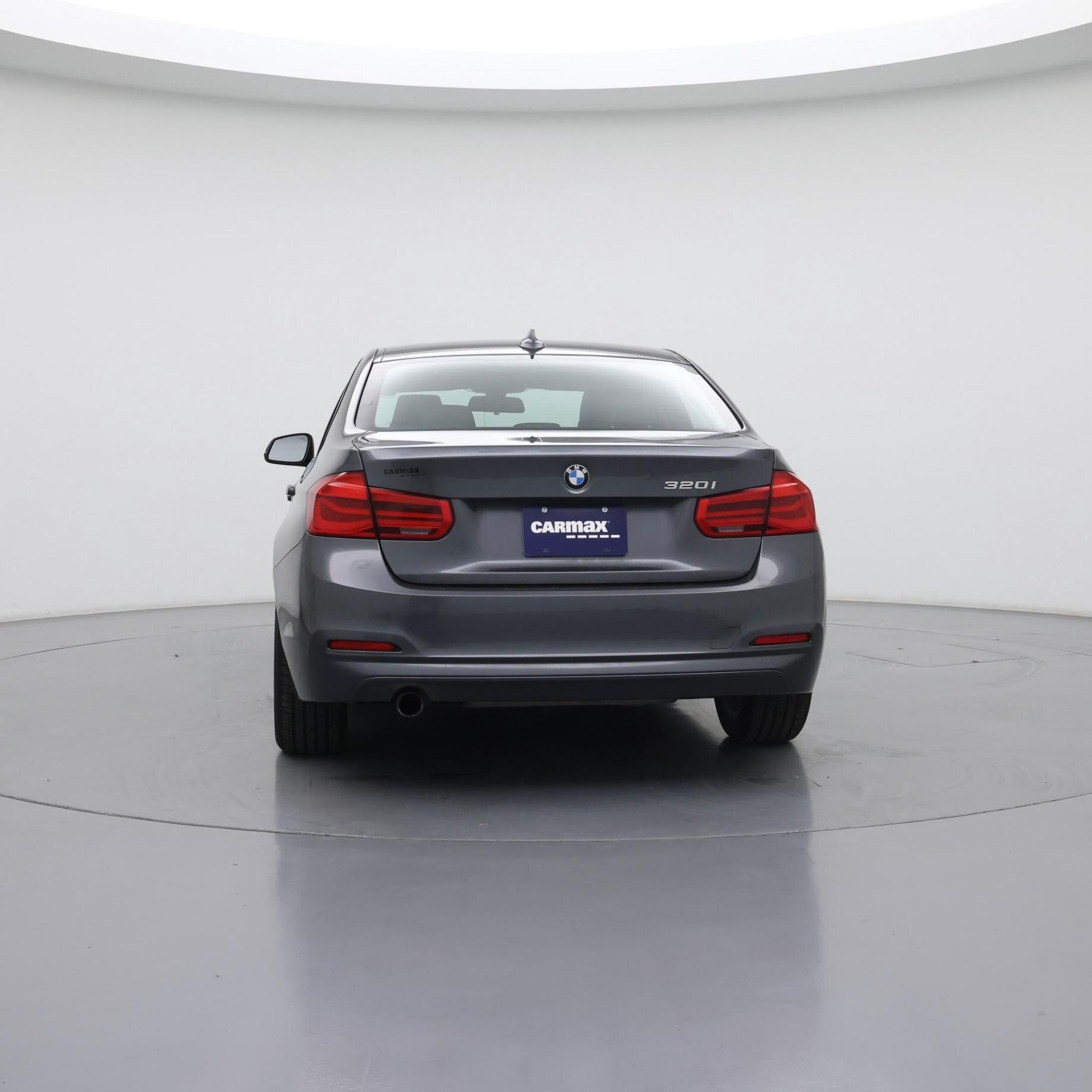 Thumbnail: 2016 BMW 3 Series - 6