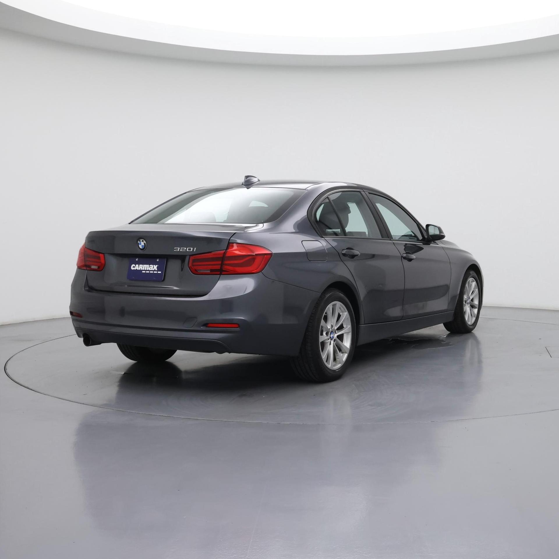 Thumbnail: 2016 BMW 3 Series - 8