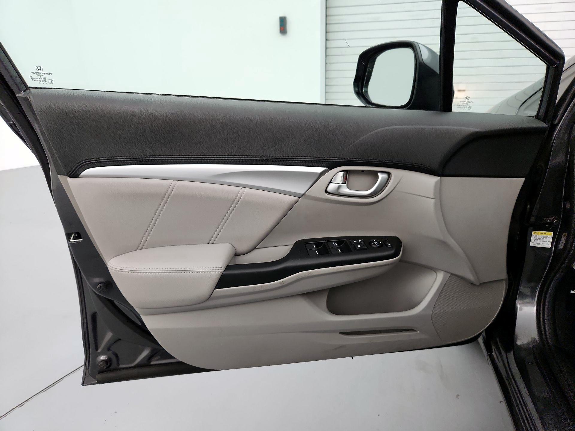 Thumbnail: 2013 Honda Civic - 12