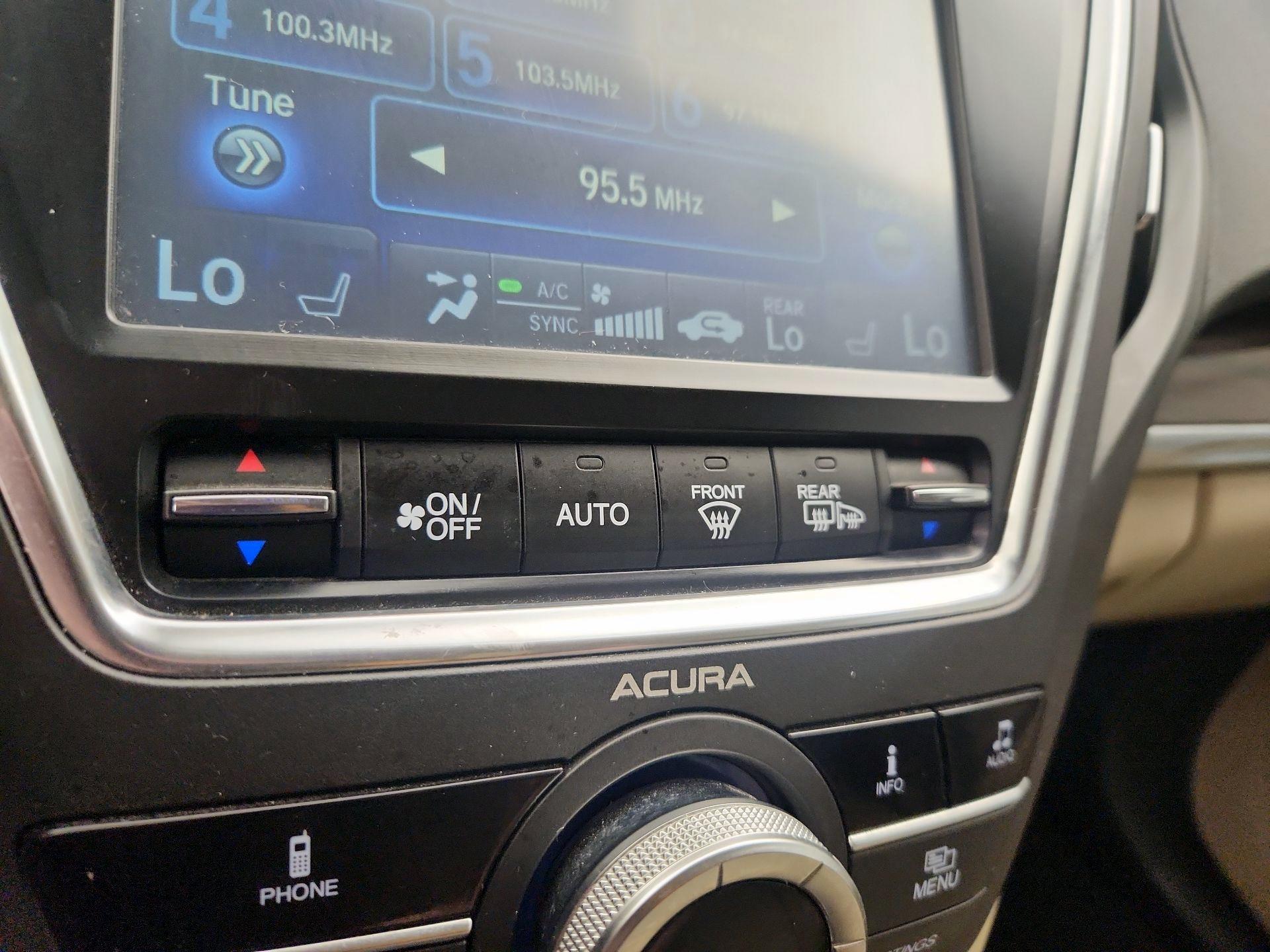 Thumbnail: 2016 Acura MDX - 16