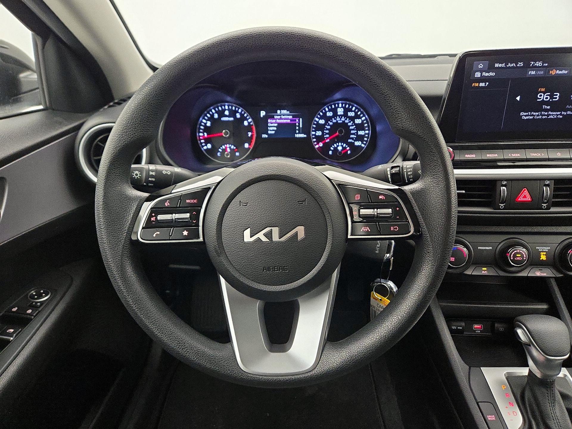 Thumbnail: 2024 Kia Forte - 10