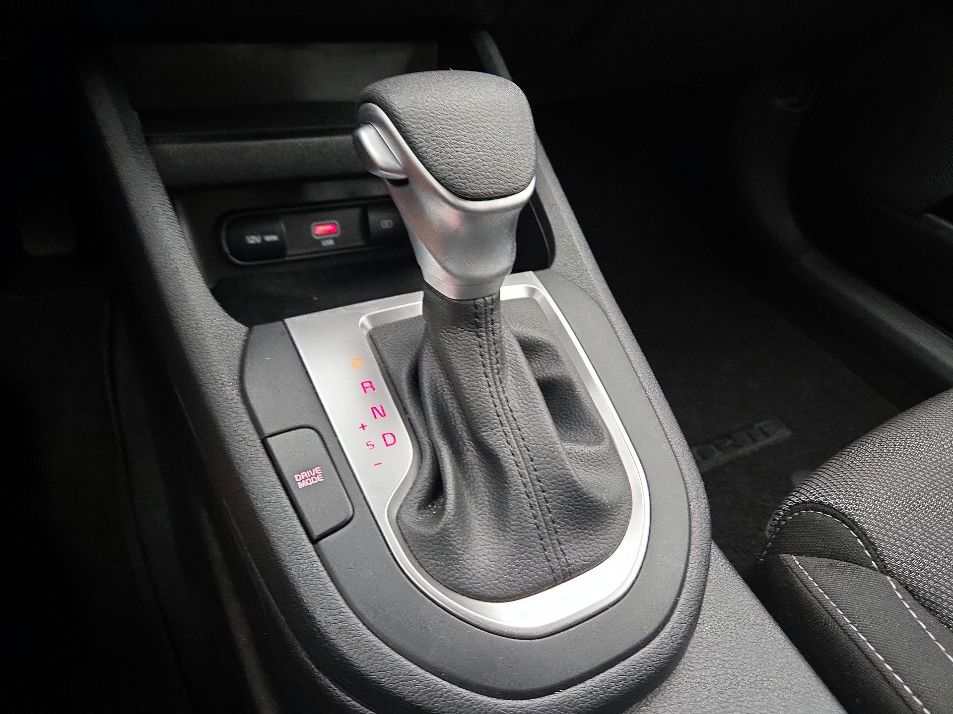Thumbnail: 2024 Kia Forte - 17