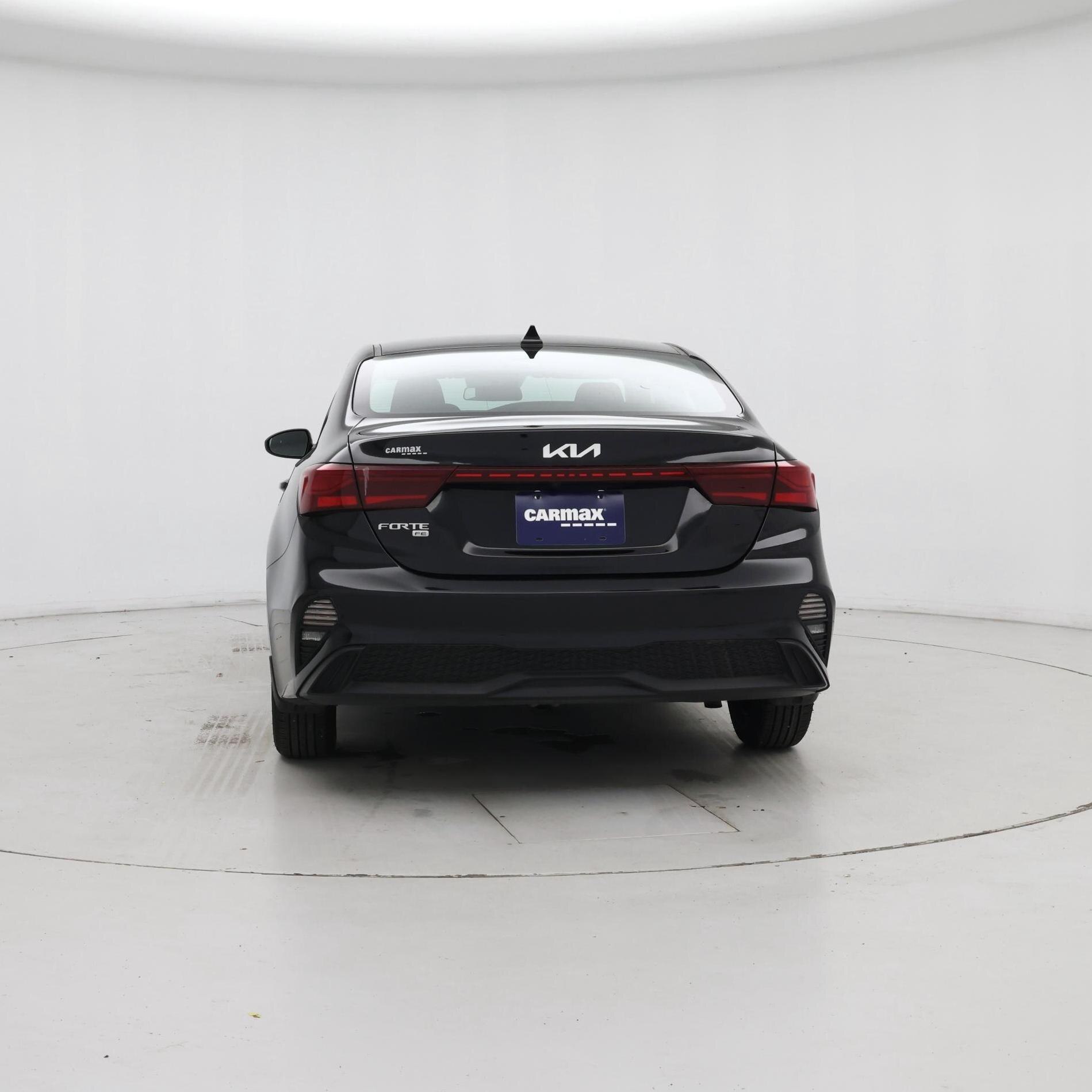 Thumbnail: 2024 Kia Forte - 6