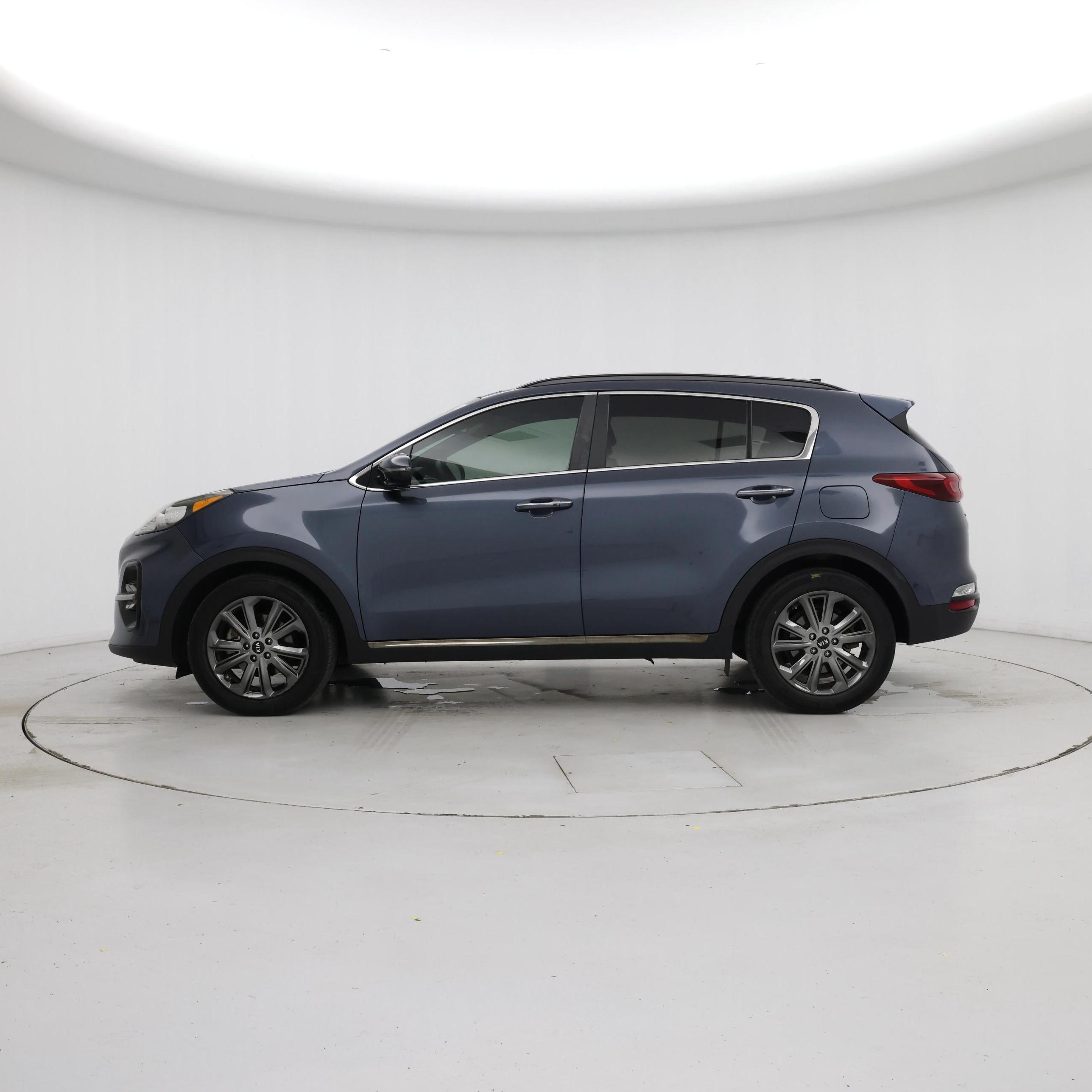 Thumbnail: 2020 Kia Sportage - 3