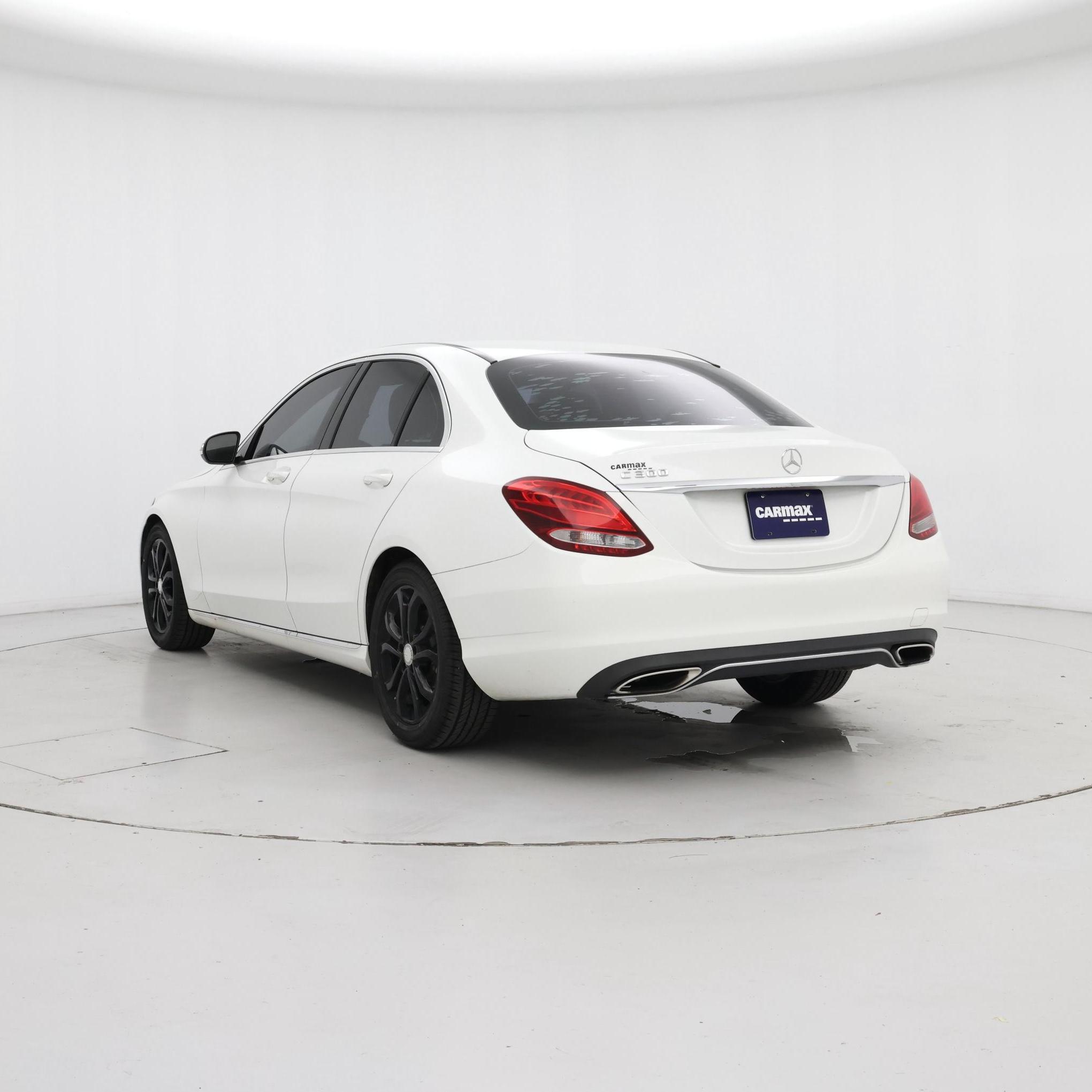 Thumbnail: 2015 Mercedes-Benz C-Class - 2