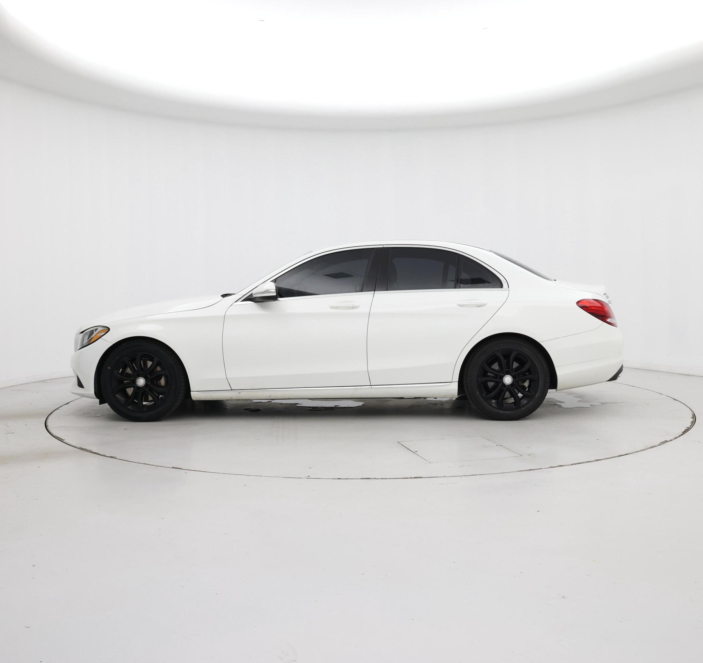 Thumbnail: 2015 Mercedes-Benz C-Class - 3