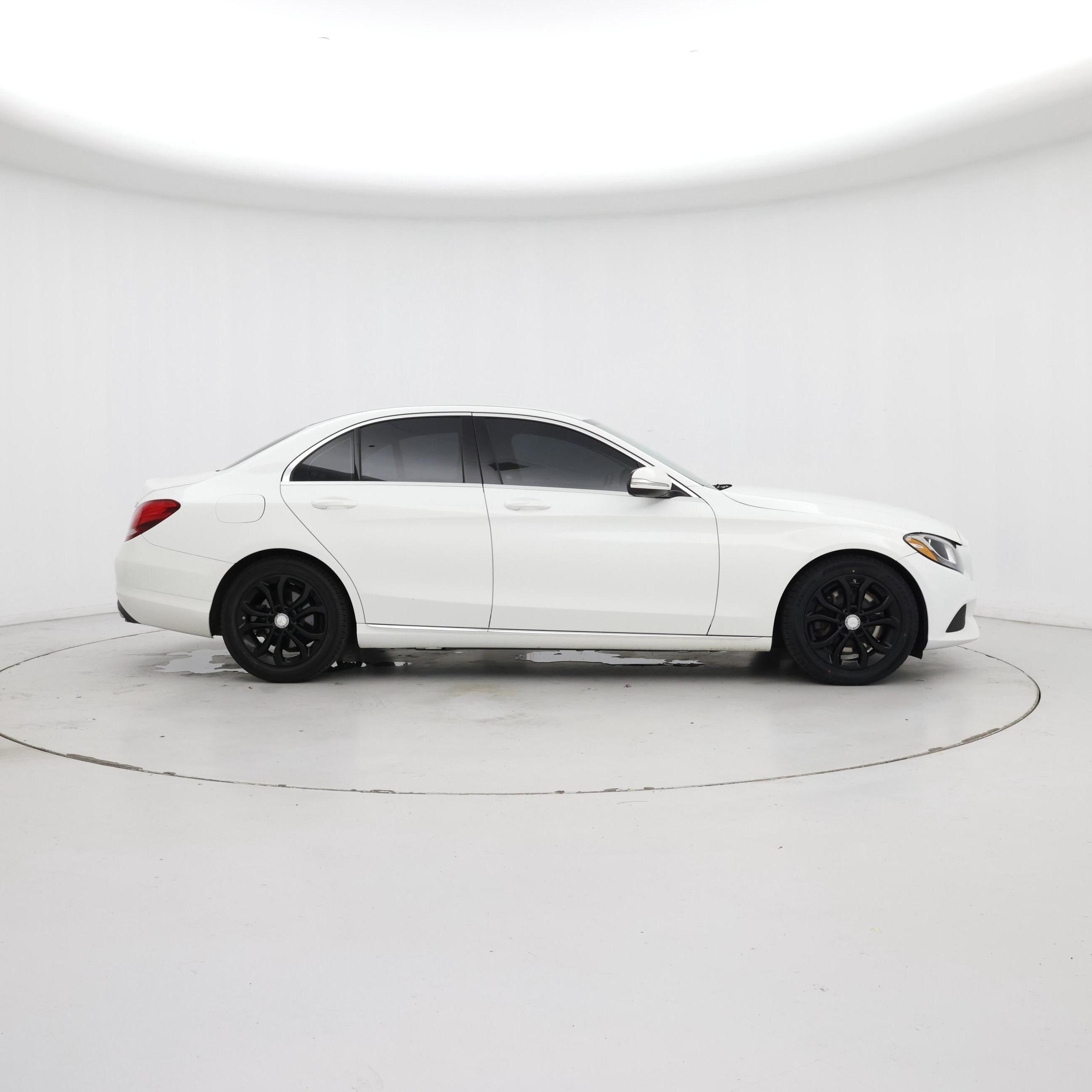 Thumbnail: 2015 Mercedes-Benz C-Class - 7