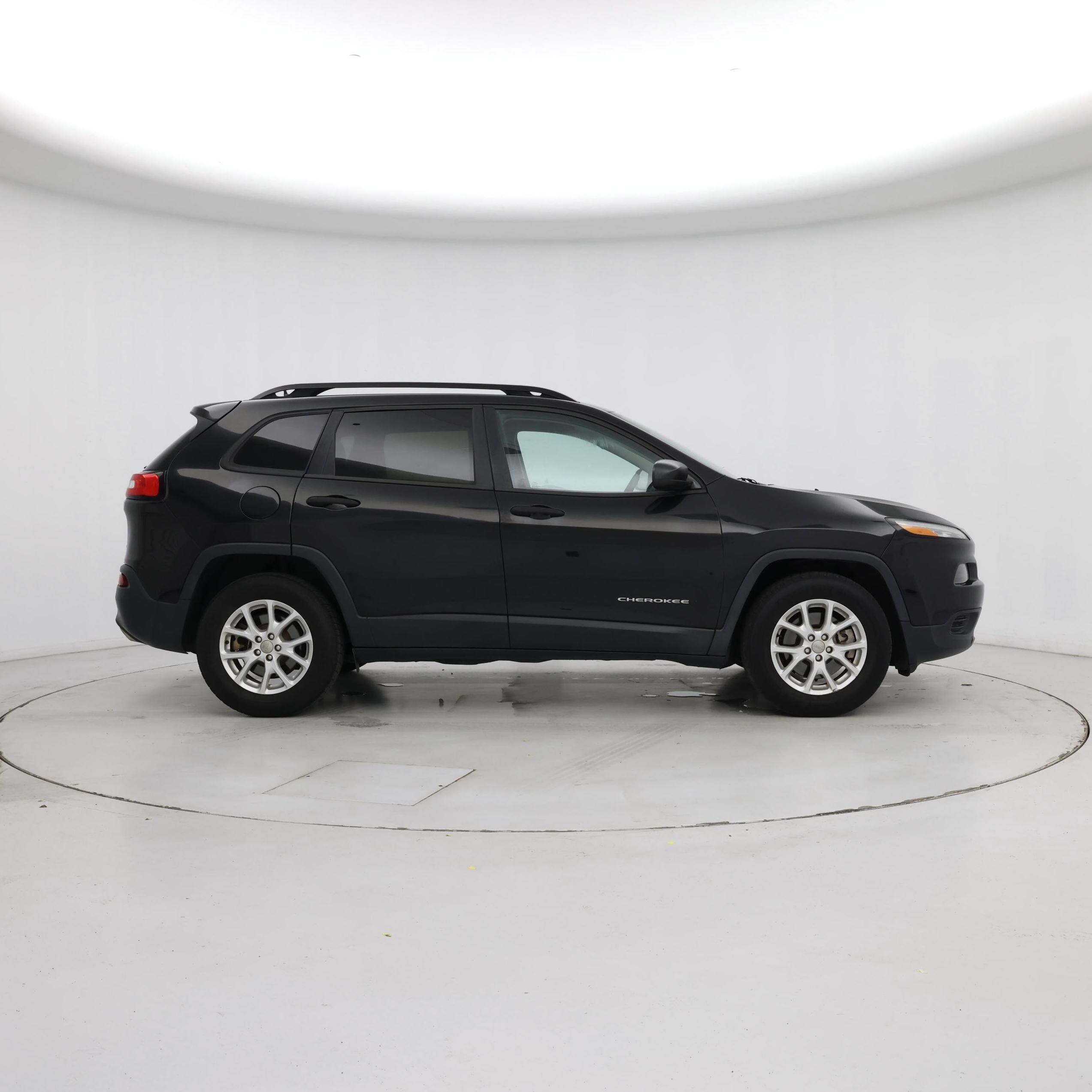 Thumbnail: 2016 Jeep Cherokee - 7