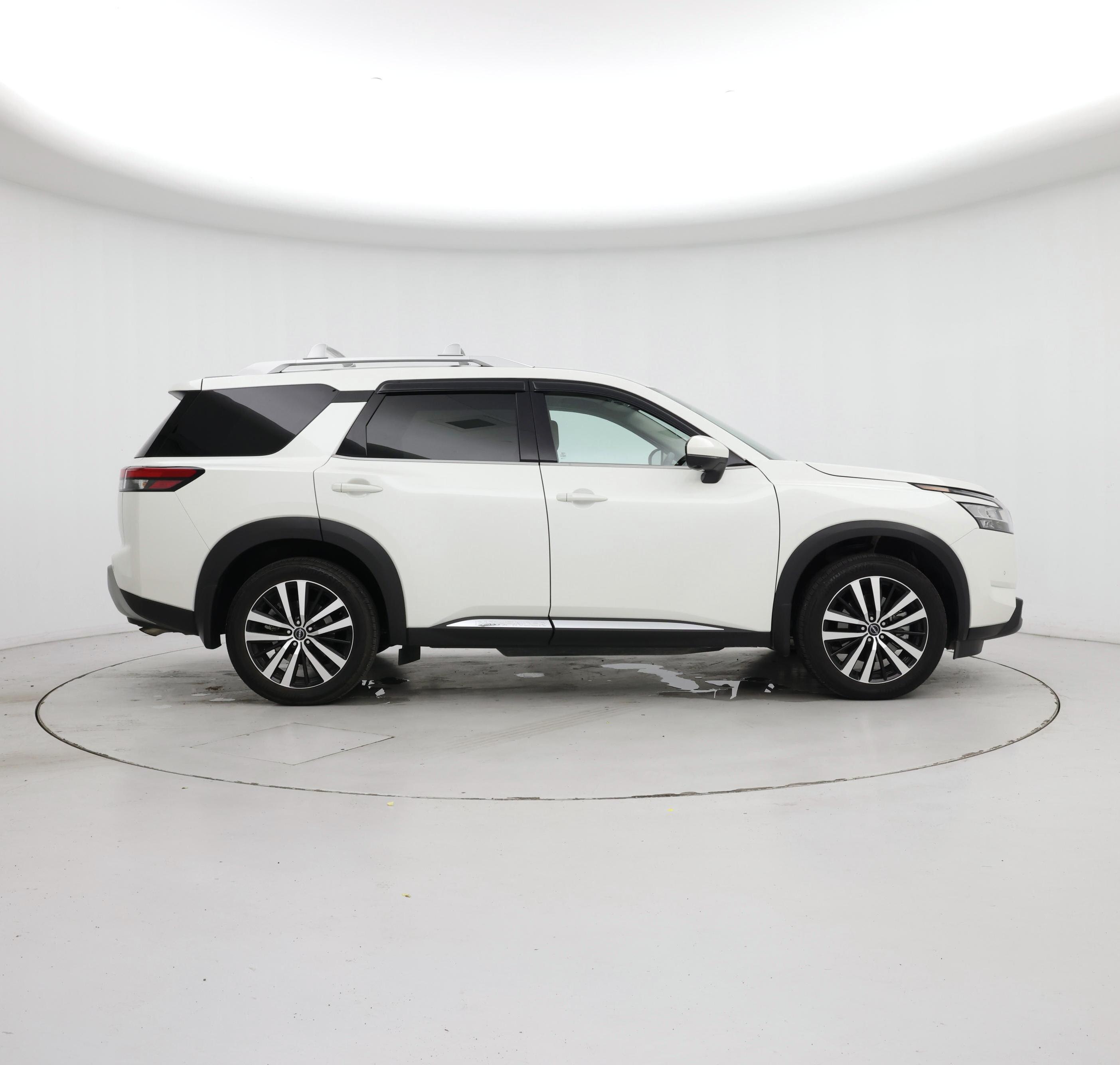 Thumbnail: 2024 Nissan Pathfinder - 7