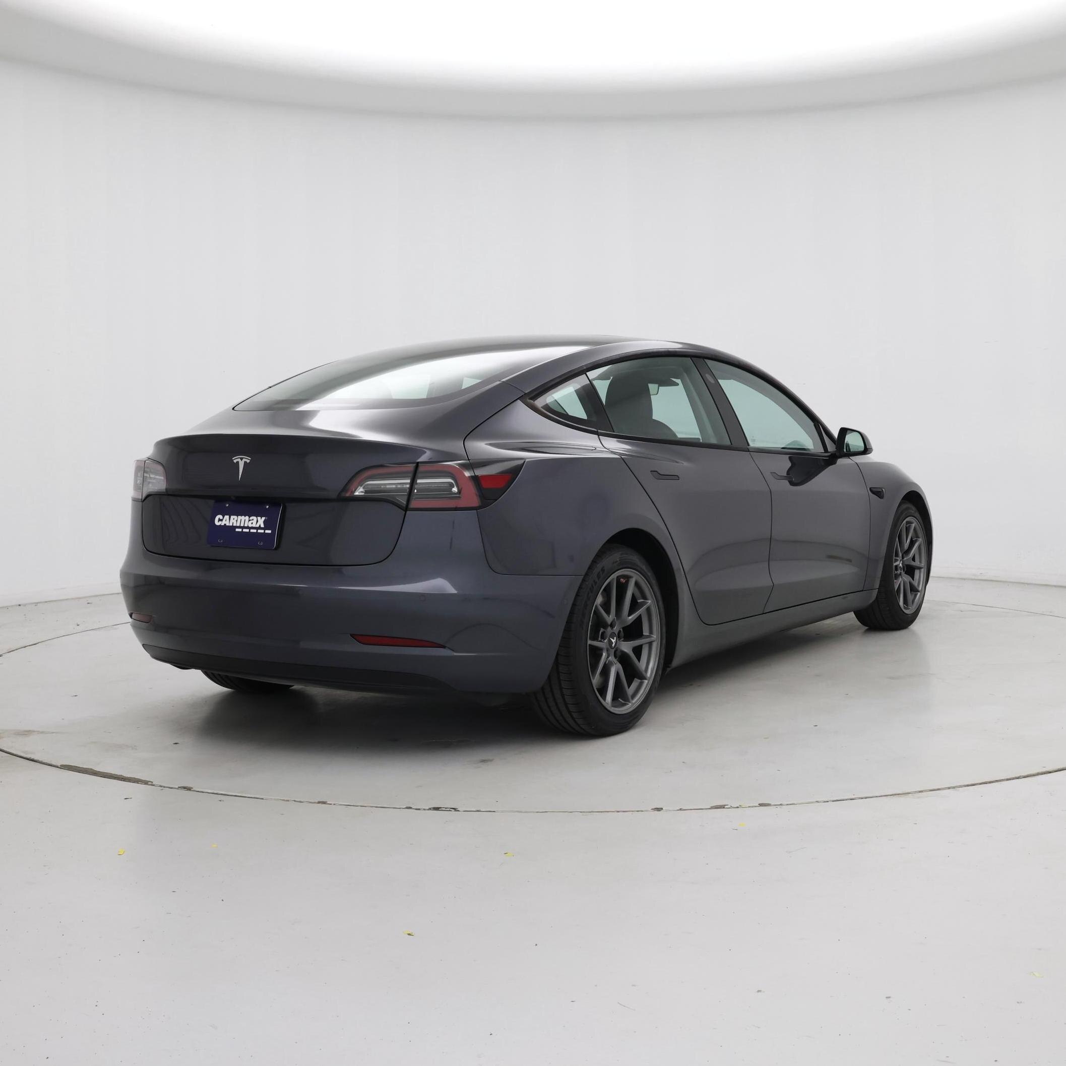 Thumbnail: 2021 Tesla Model 3 - 8