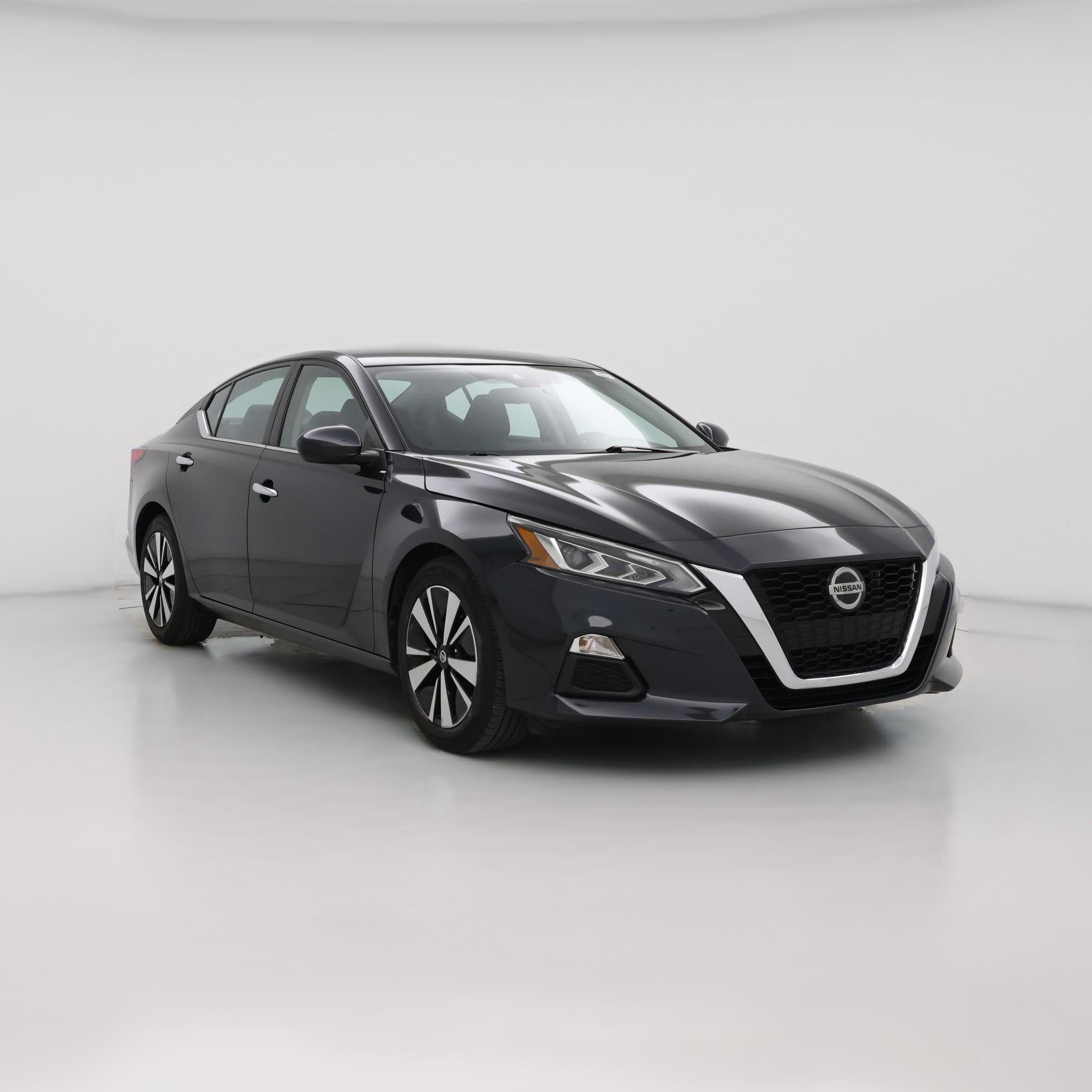 Thumbnail: 2022 Nissan Altima - 1