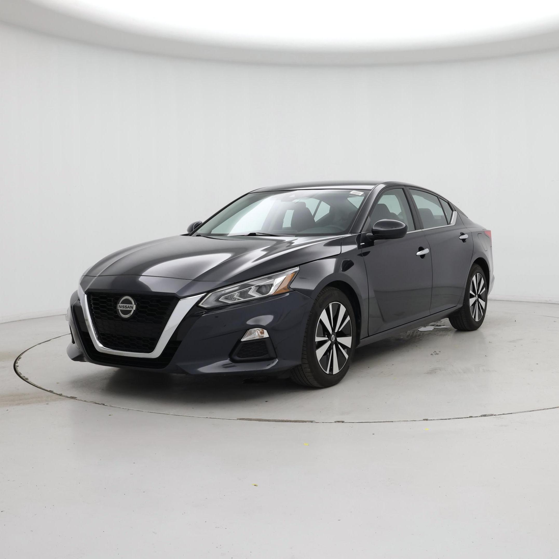 Thumbnail: 2022 Nissan Altima - 4