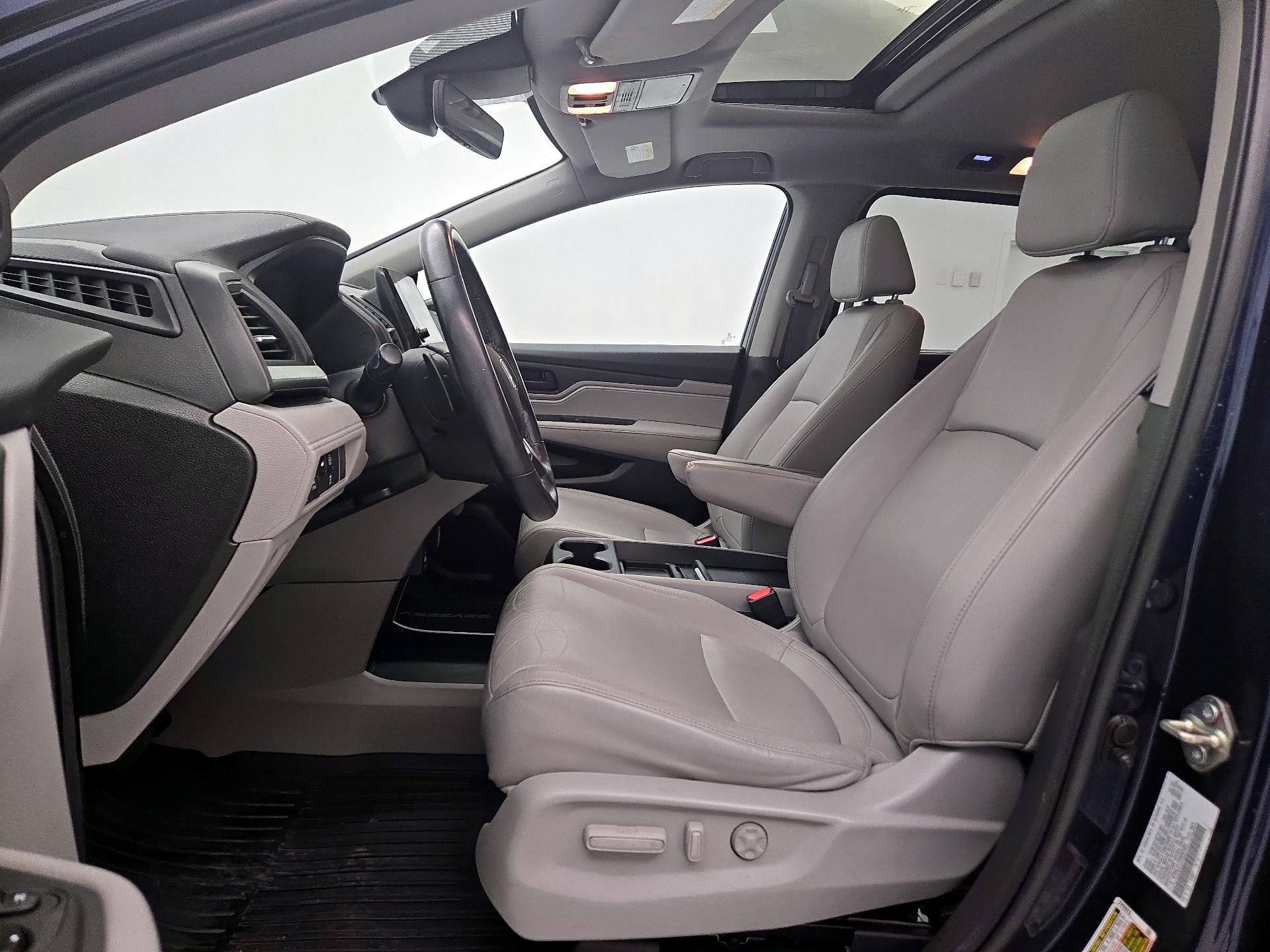 Thumbnail: 2021 Honda Odyssey - 11