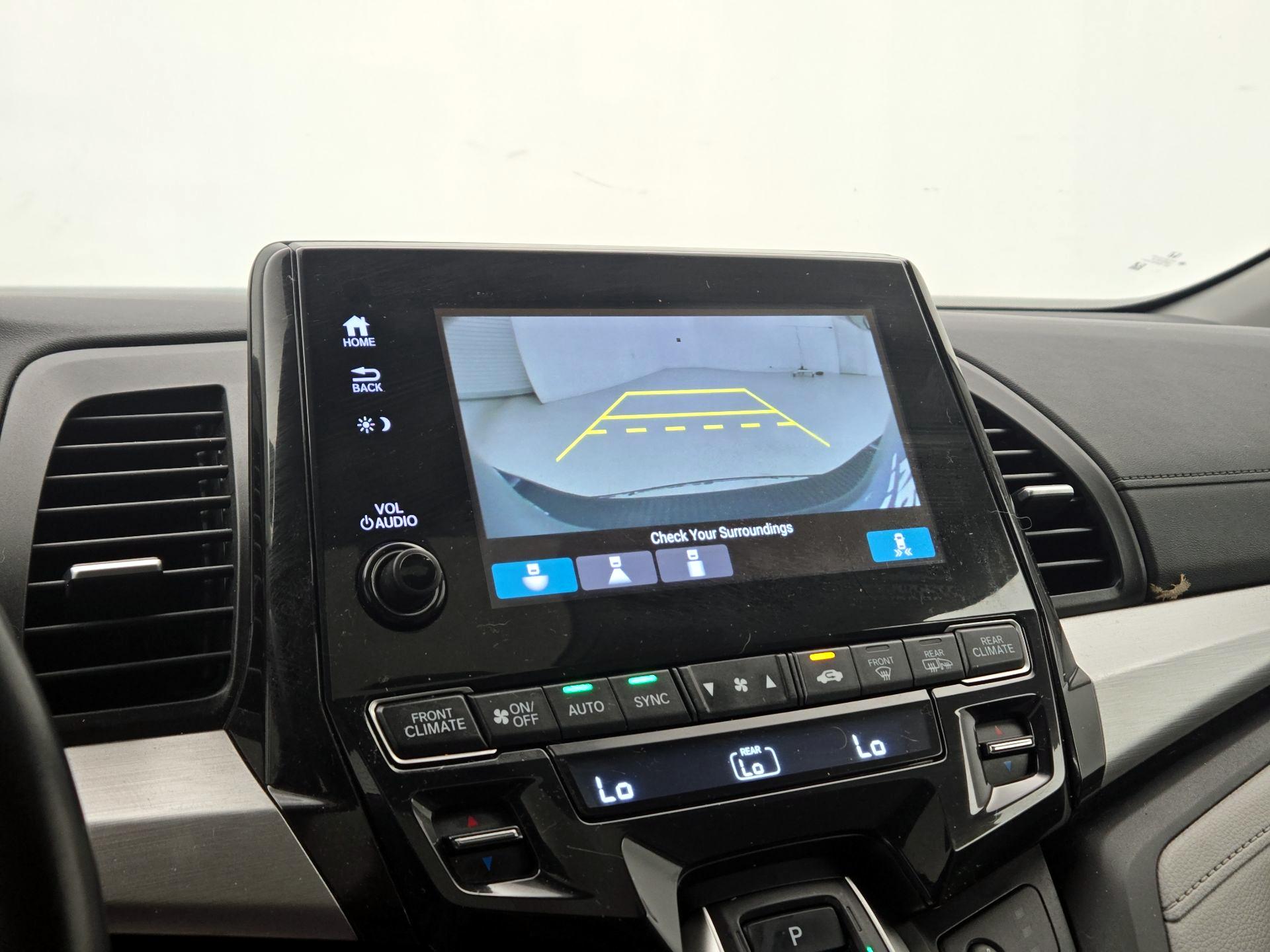 Thumbnail: 2021 Honda Odyssey - 14