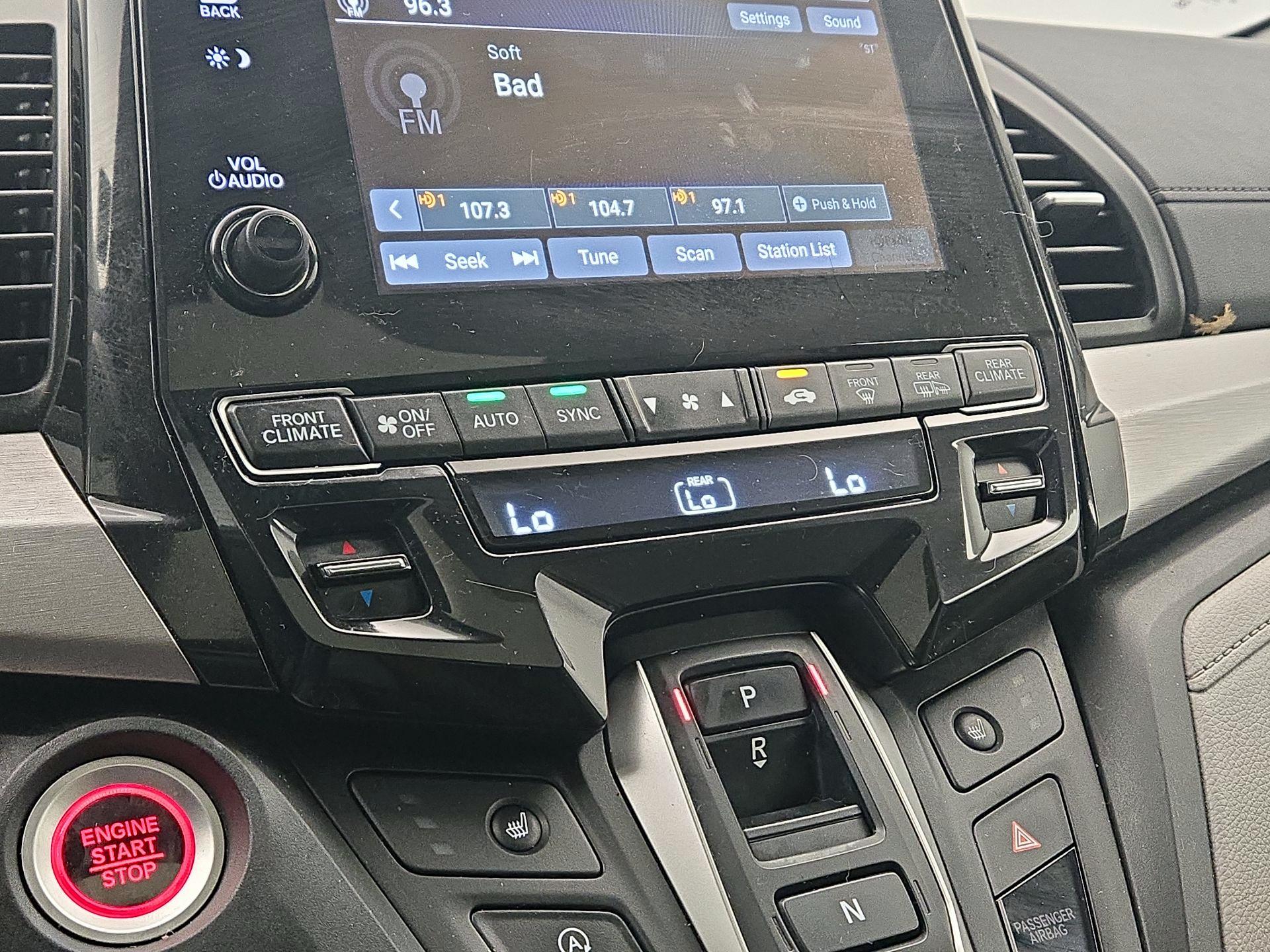 Thumbnail: 2021 Honda Odyssey - 16