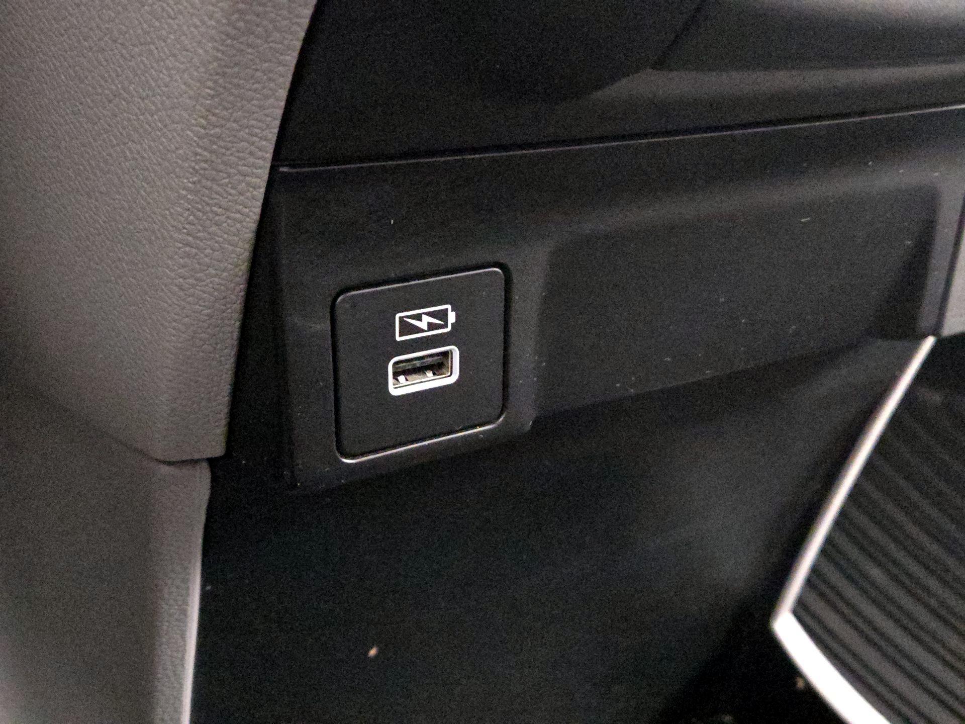 Thumbnail: 2021 Honda Odyssey - 18