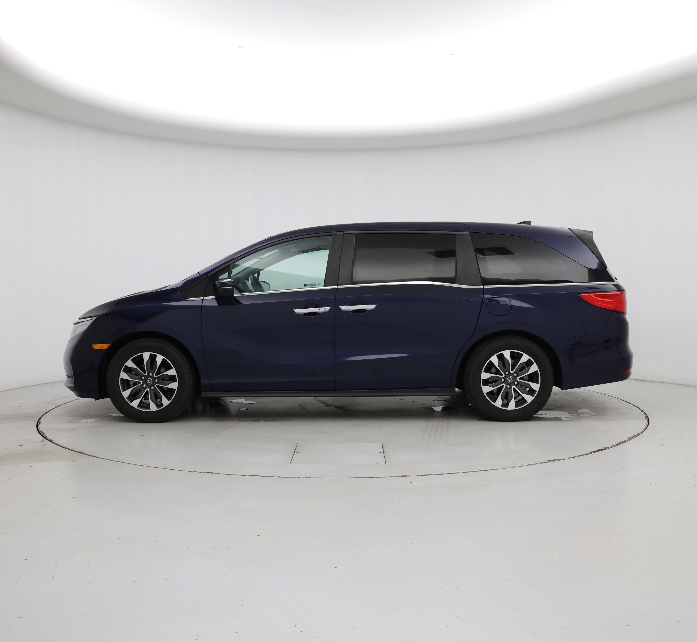 Thumbnail: 2021 Honda Odyssey - 3