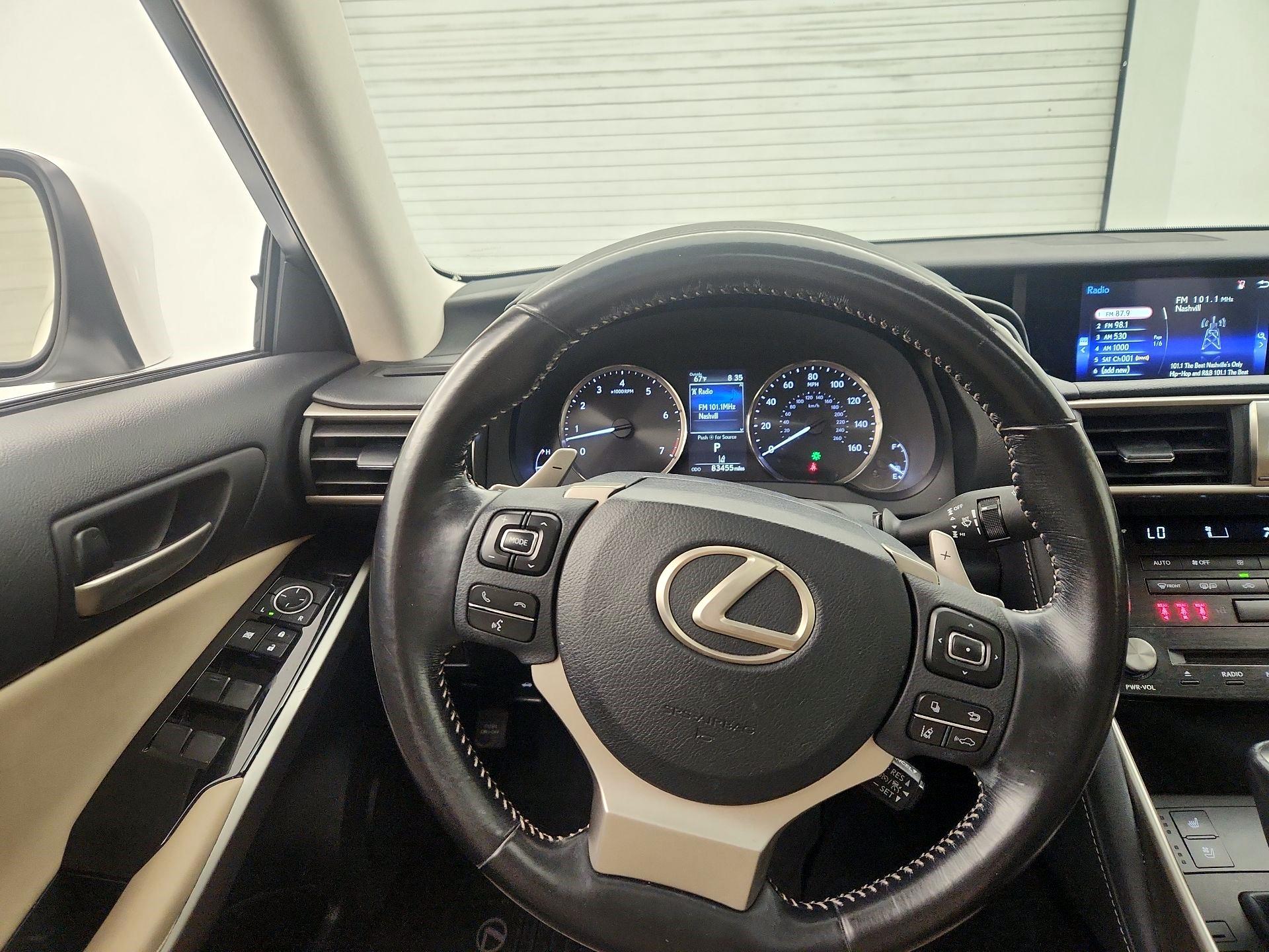 Thumbnail: 2017 Lexus IS - 10