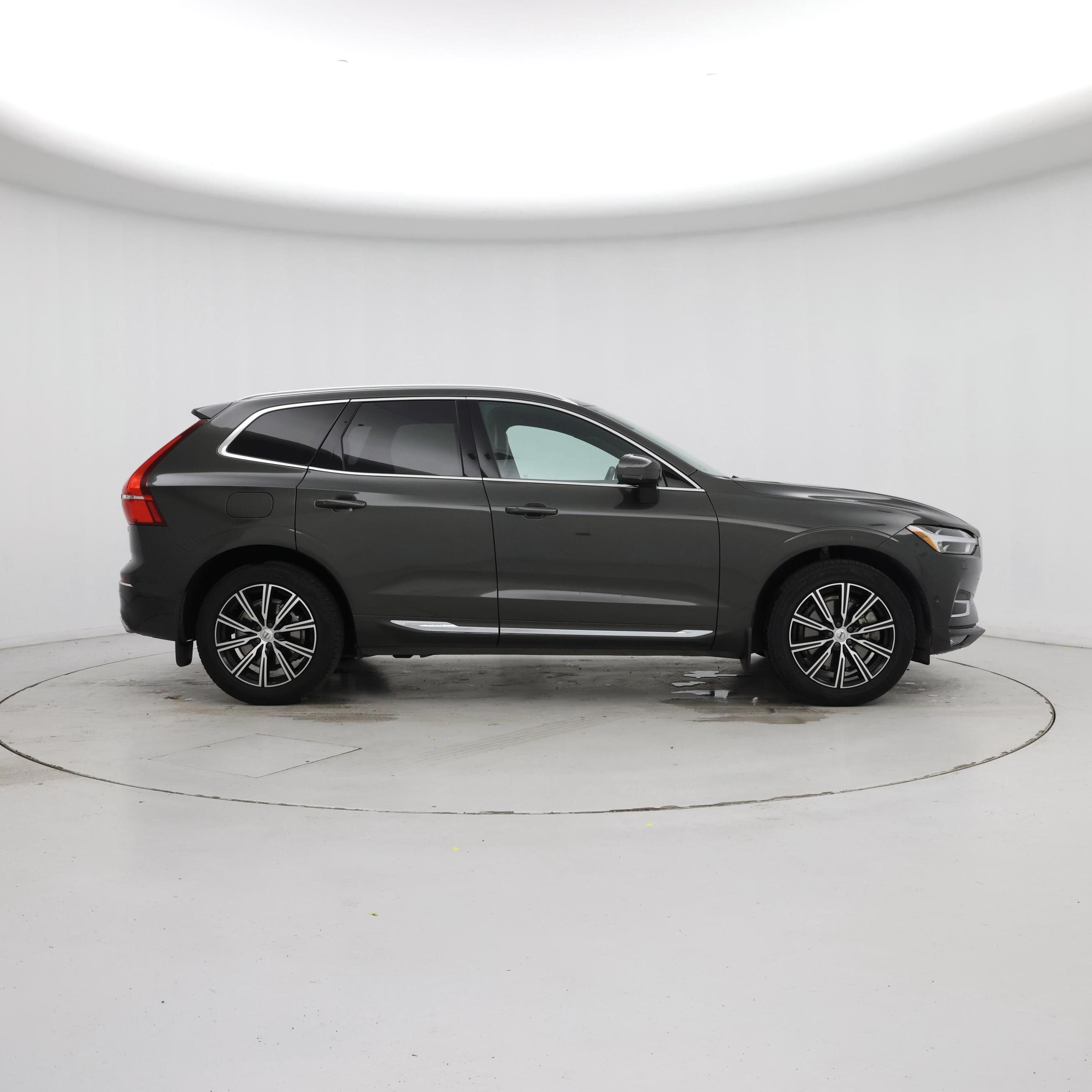 Thumbnail: 2020 Volvo XC60 - 7
