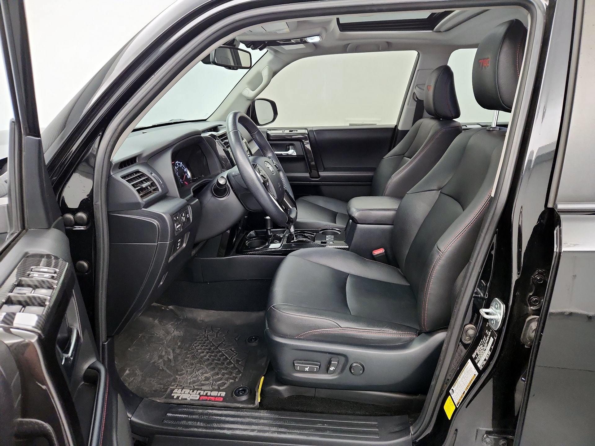 Thumbnail: 2020 Toyota 4Runner - 11