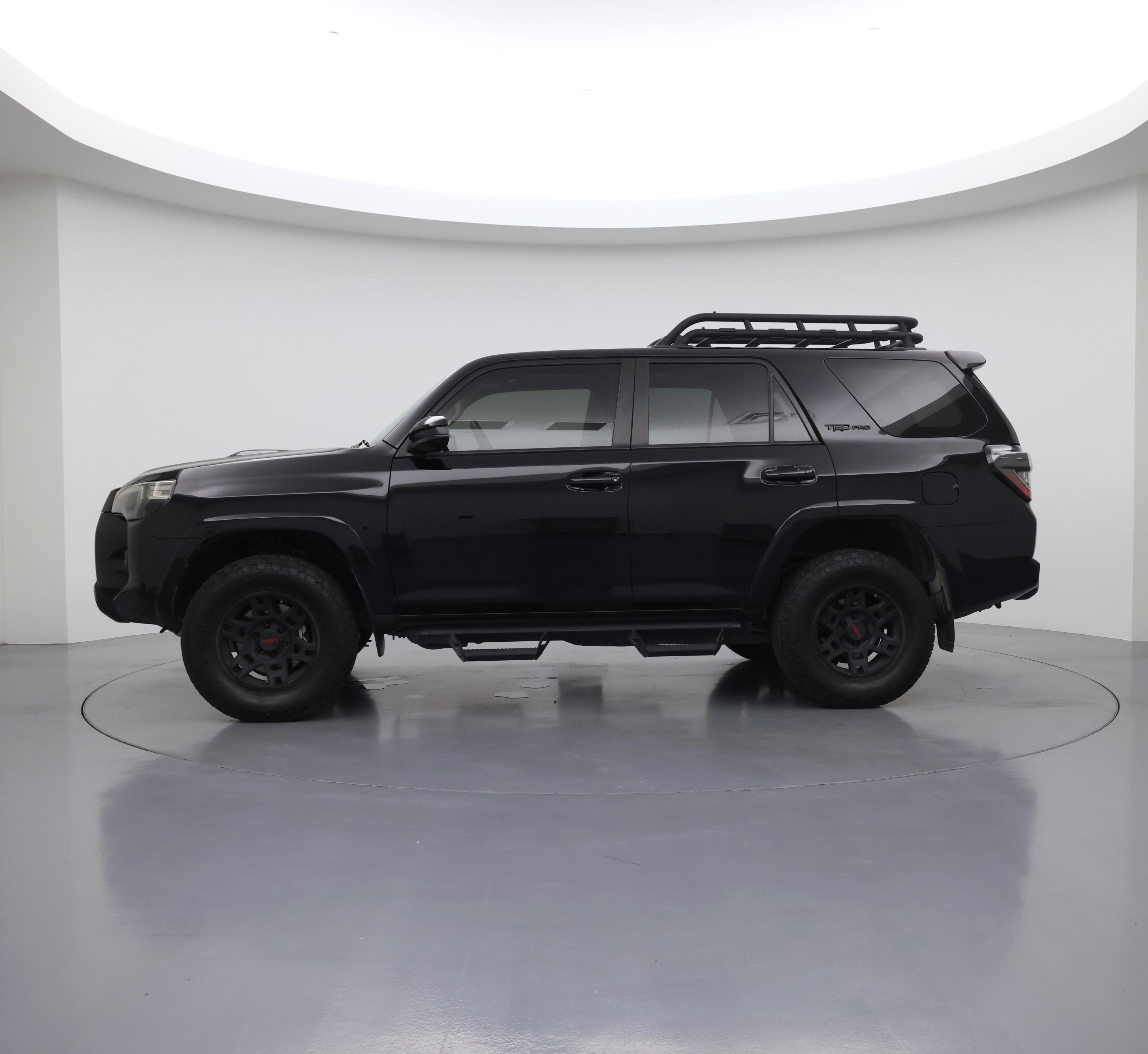 Thumbnail: 2020 Toyota 4Runner - 3