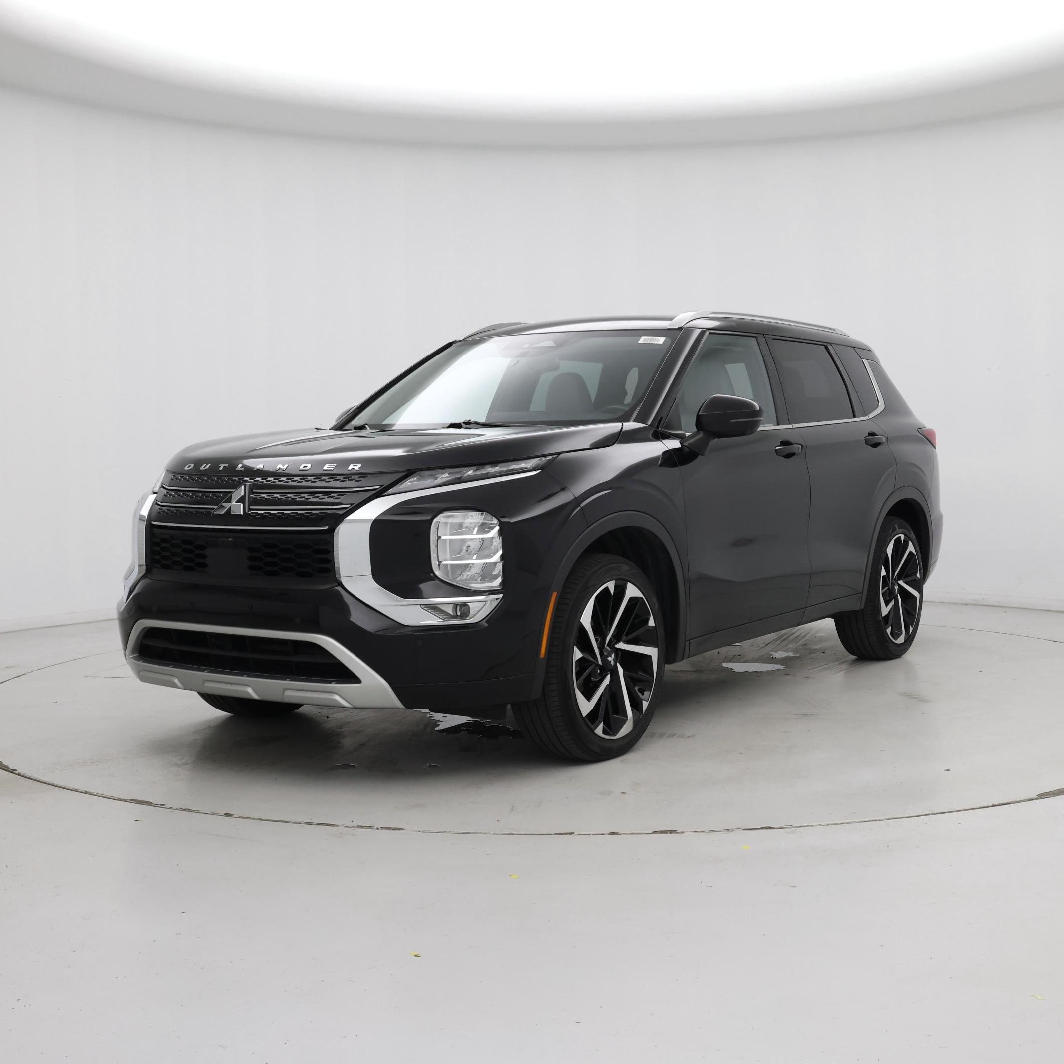 Thumbnail: 2022 Mitsubishi Outlander - 4