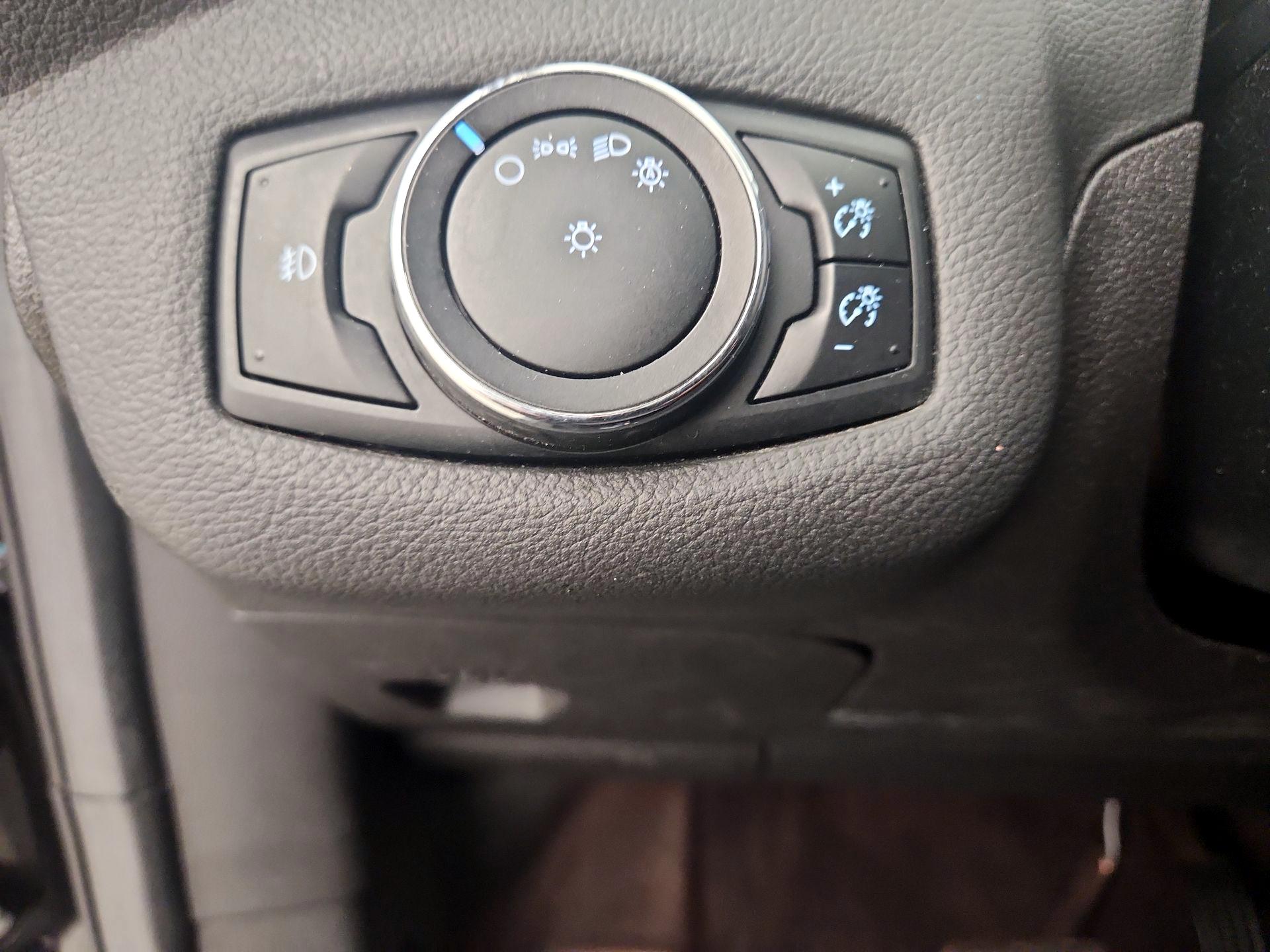 Thumbnail: 2014 Ford Escape - 13