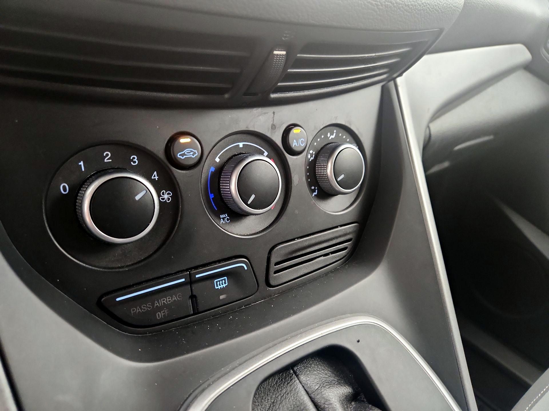 Thumbnail: 2014 Ford Escape - 16