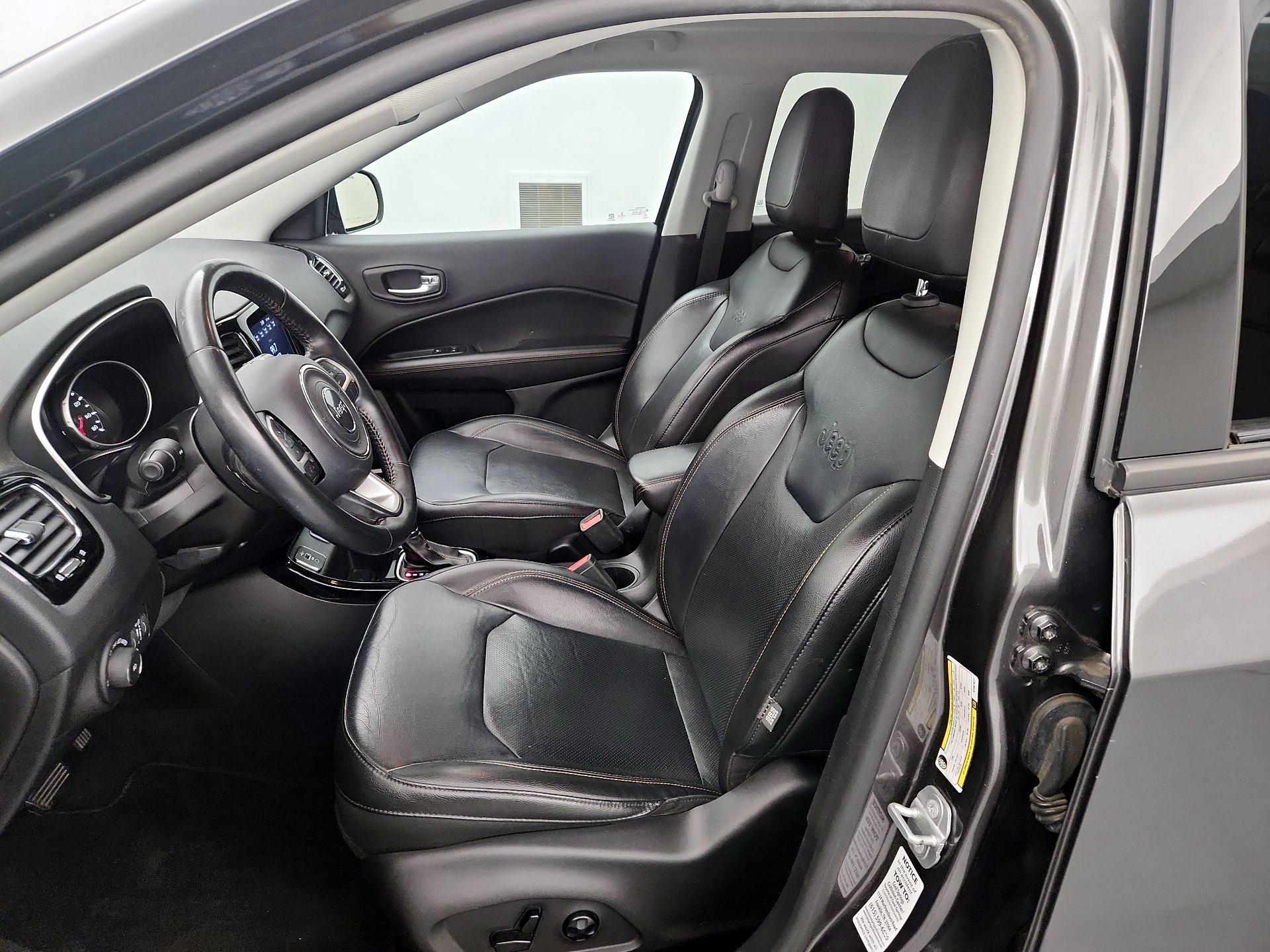 Thumbnail: 2019 Jeep Compass - 11
