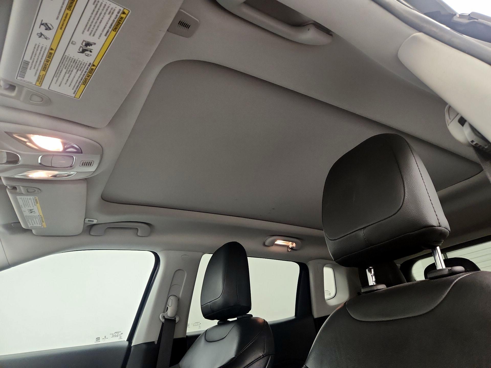 Thumbnail: 2019 Jeep Compass - 19