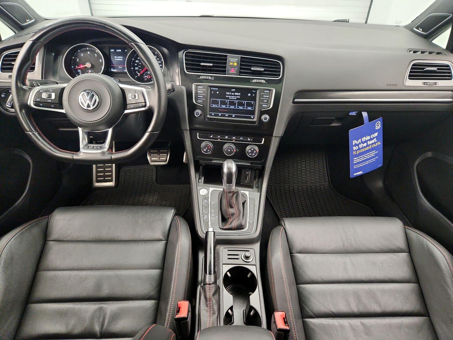 Thumbnail: 2017 Volkswagen Golf - 9
